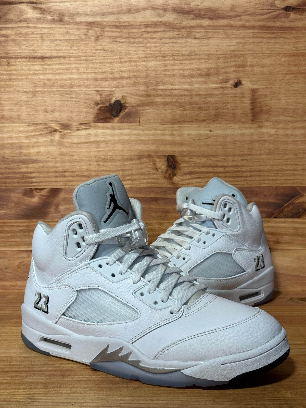 Jordan 5 Retro White Metallic (2026)