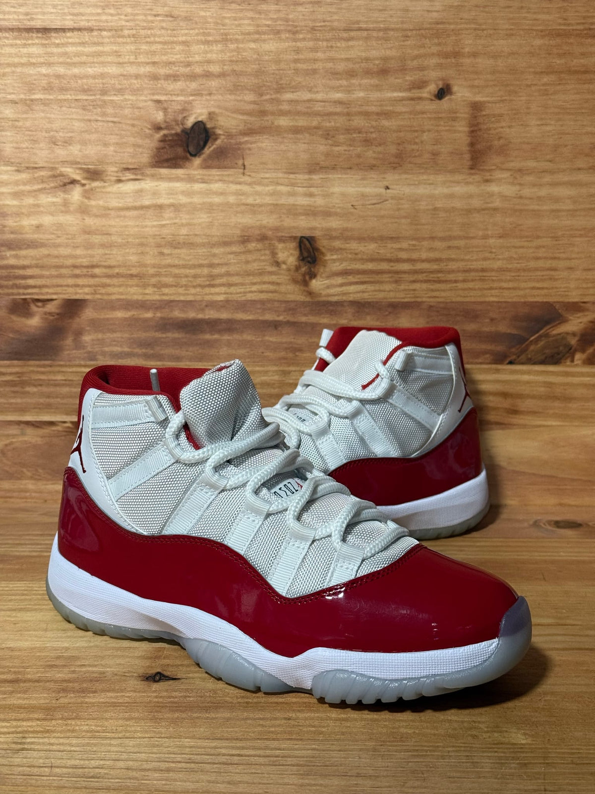 Jordan 11 Retro Cherry (2022) - Size 7.5