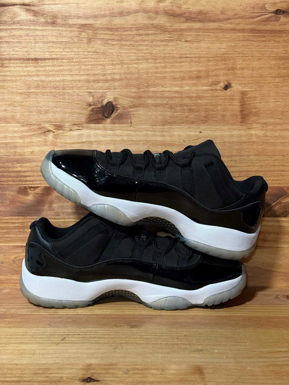 Jordan 11 Retro Low Space Jam - Size 12