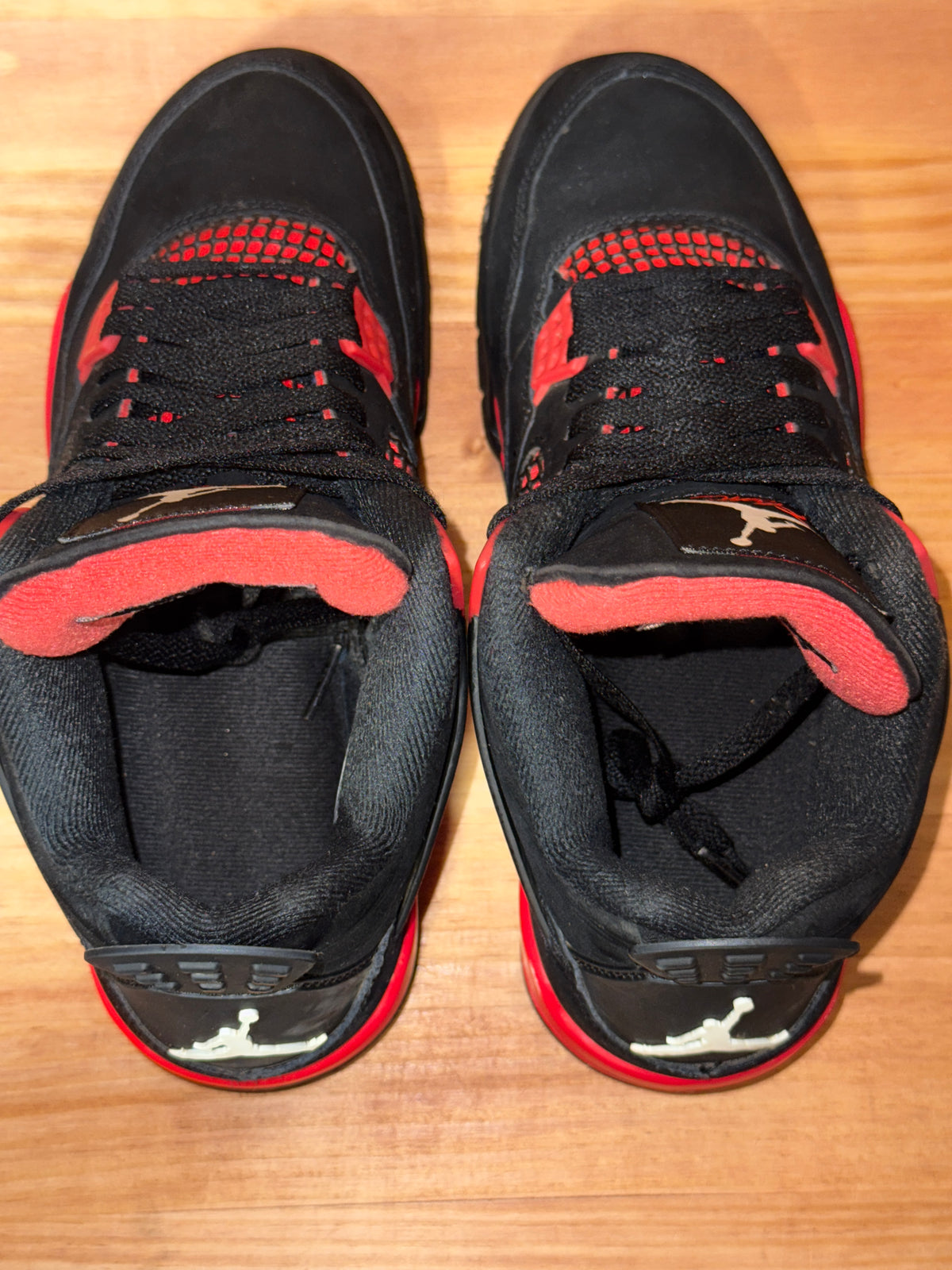 Jordan 4 Retro Red Thunder