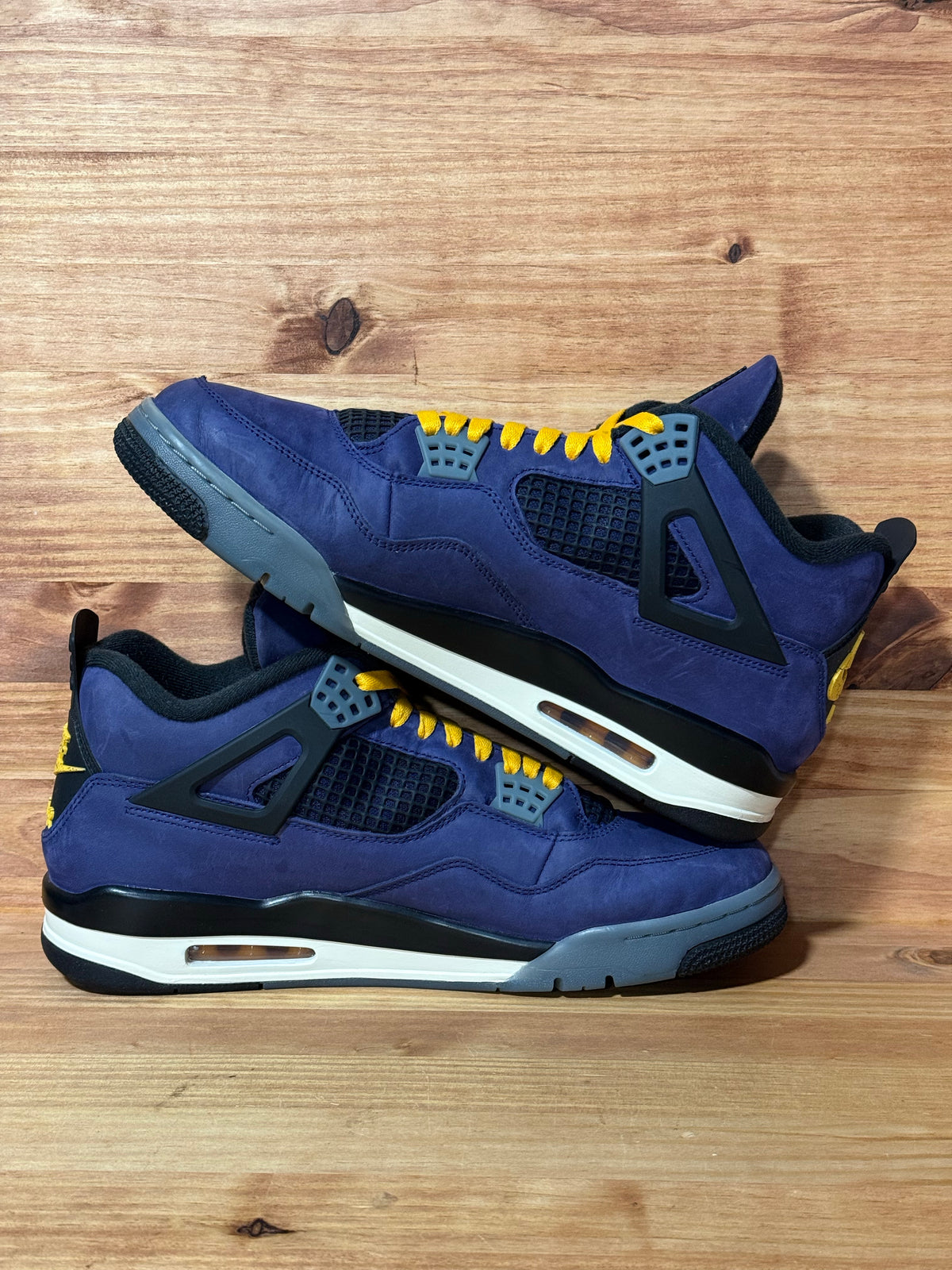 Jordan 4 Retro Lakers - Size 12