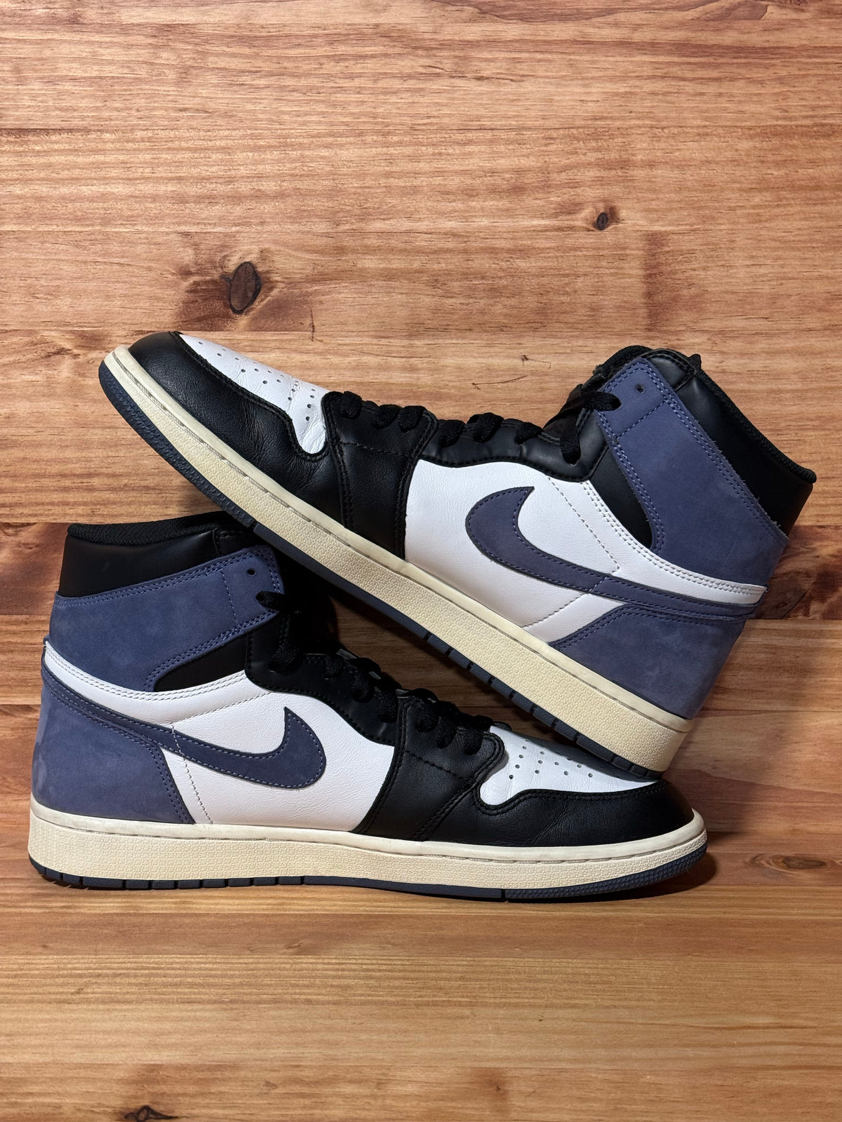 Jordan 1 Retro High Blue Moon