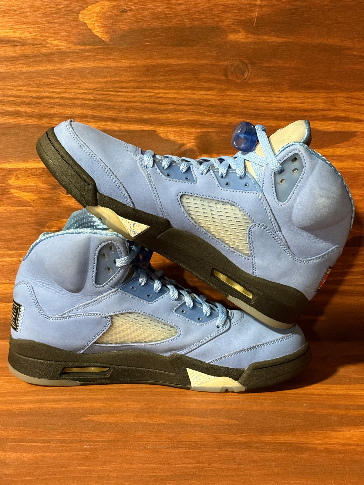 Jordan 5 Retro UNC University Blue - Size 9