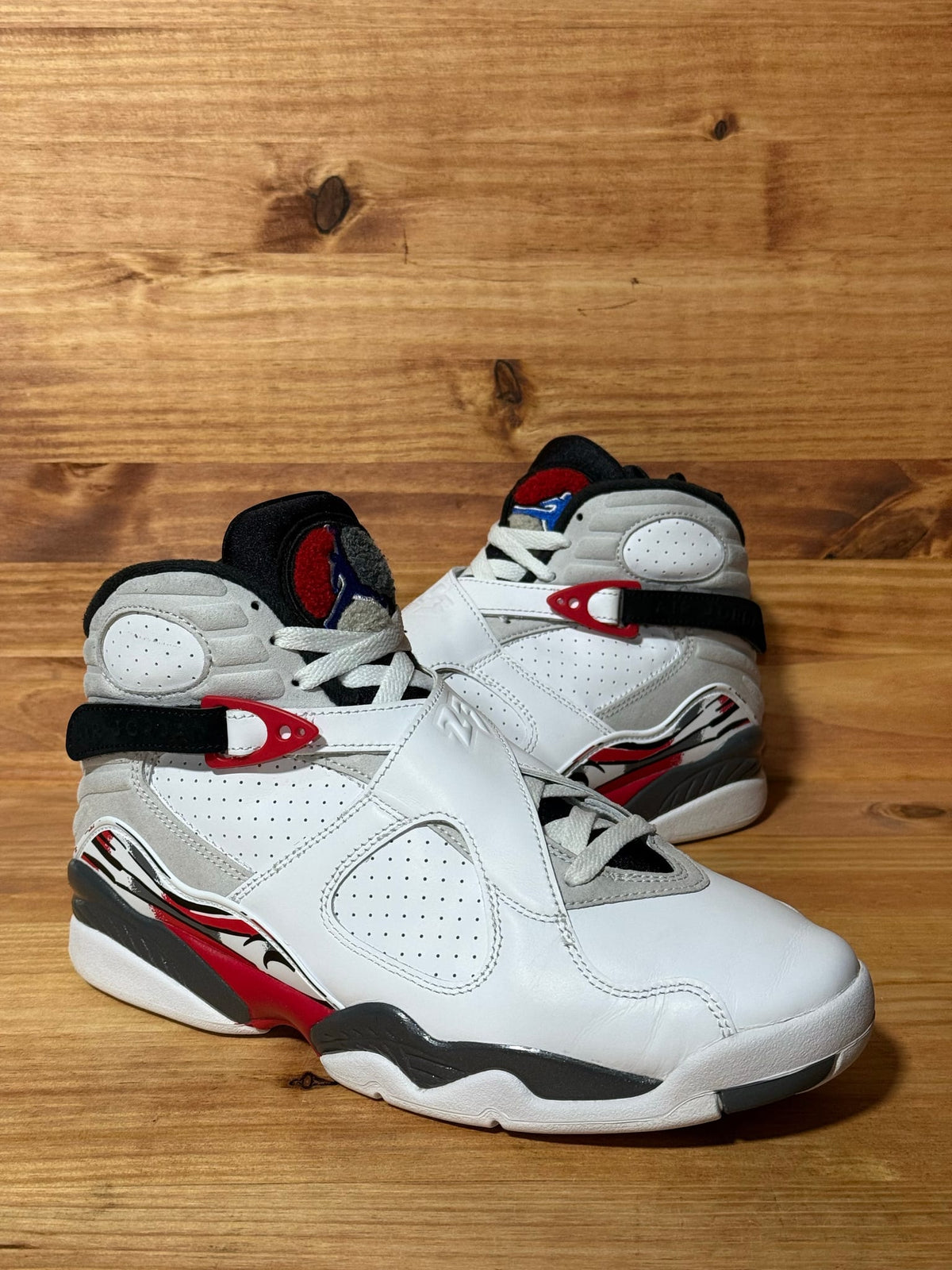 Jordan 8 Retro White True Red (2025) - Size 9