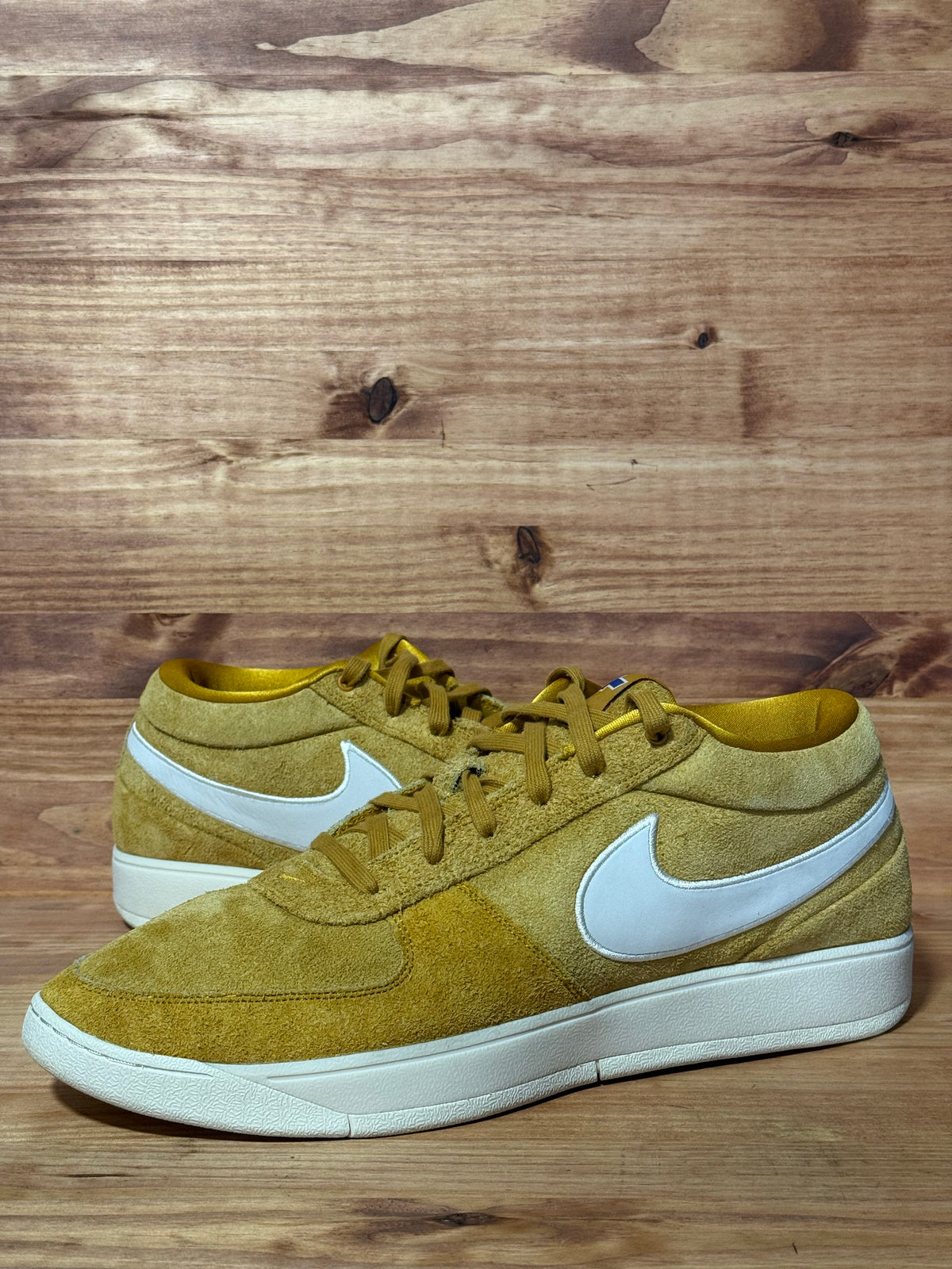 Nike Book 1 Chevrolet Gold Leaf