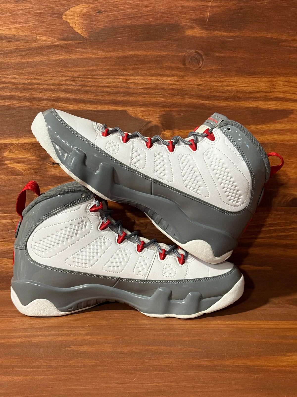 Jordan 9 Retro Fire Red