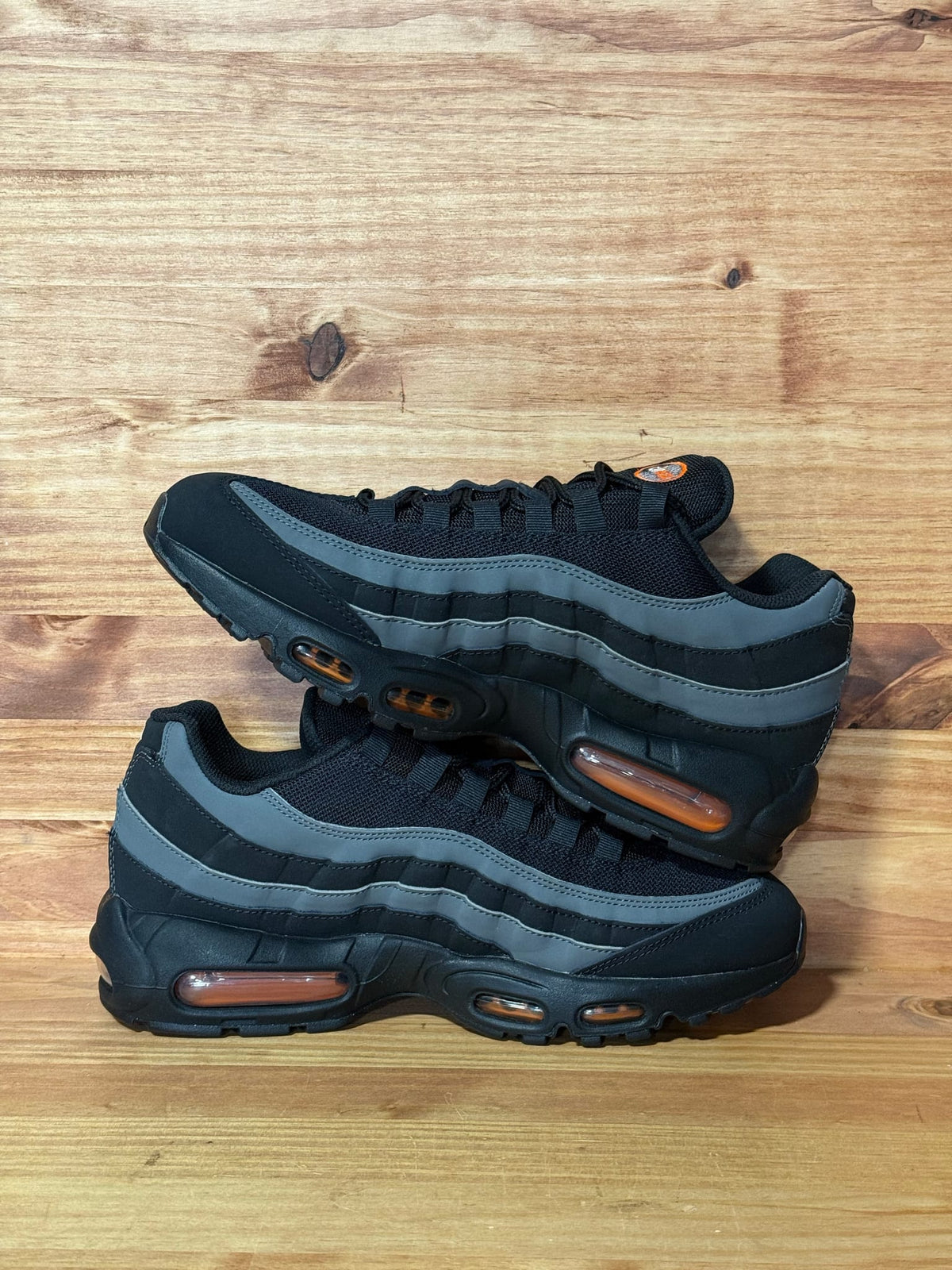 Nike Air Max 95 Black Grey Safety Orange - Size 9