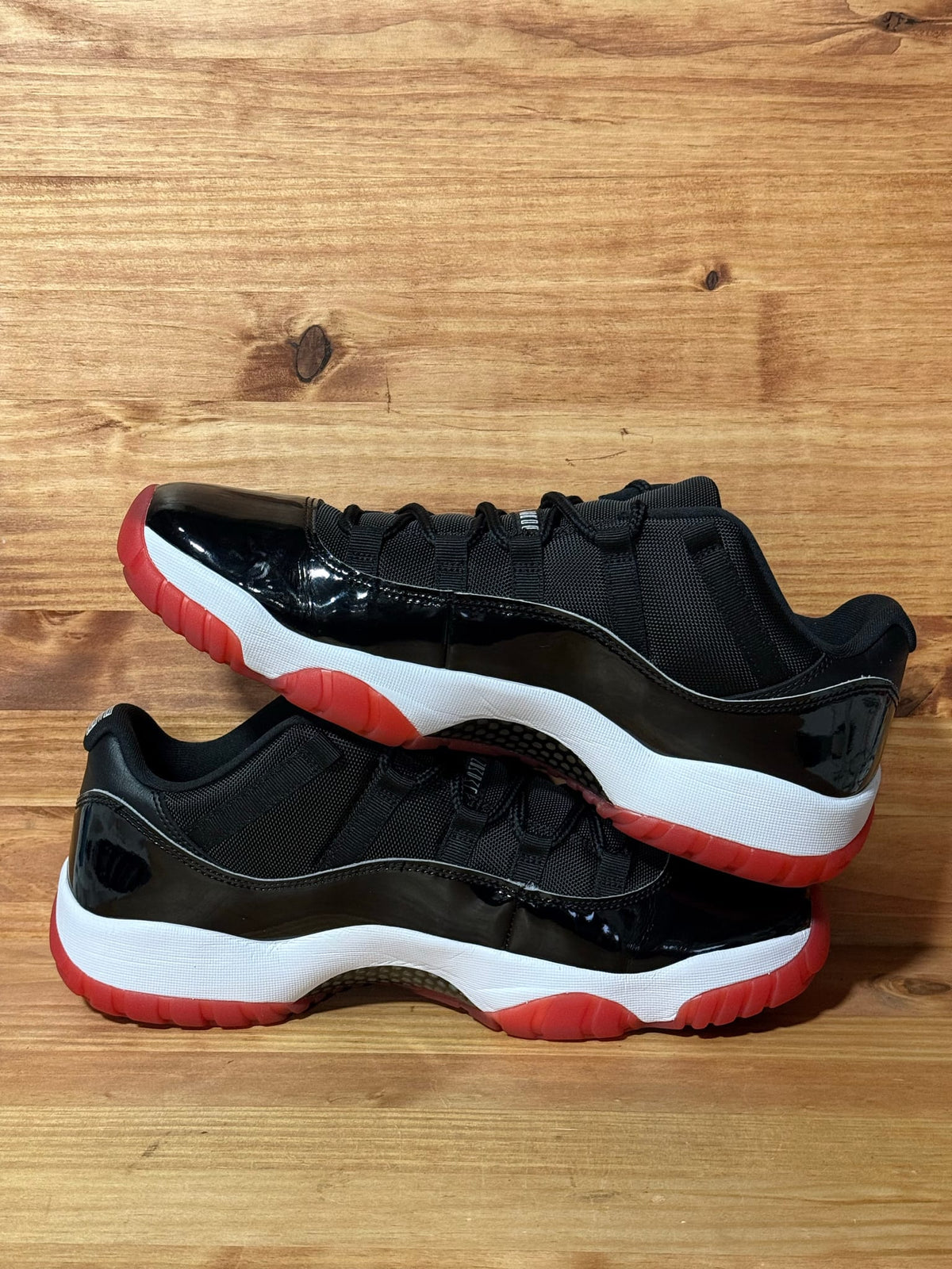 Jordan 11 Retro Low Bred (2025) - Size 13