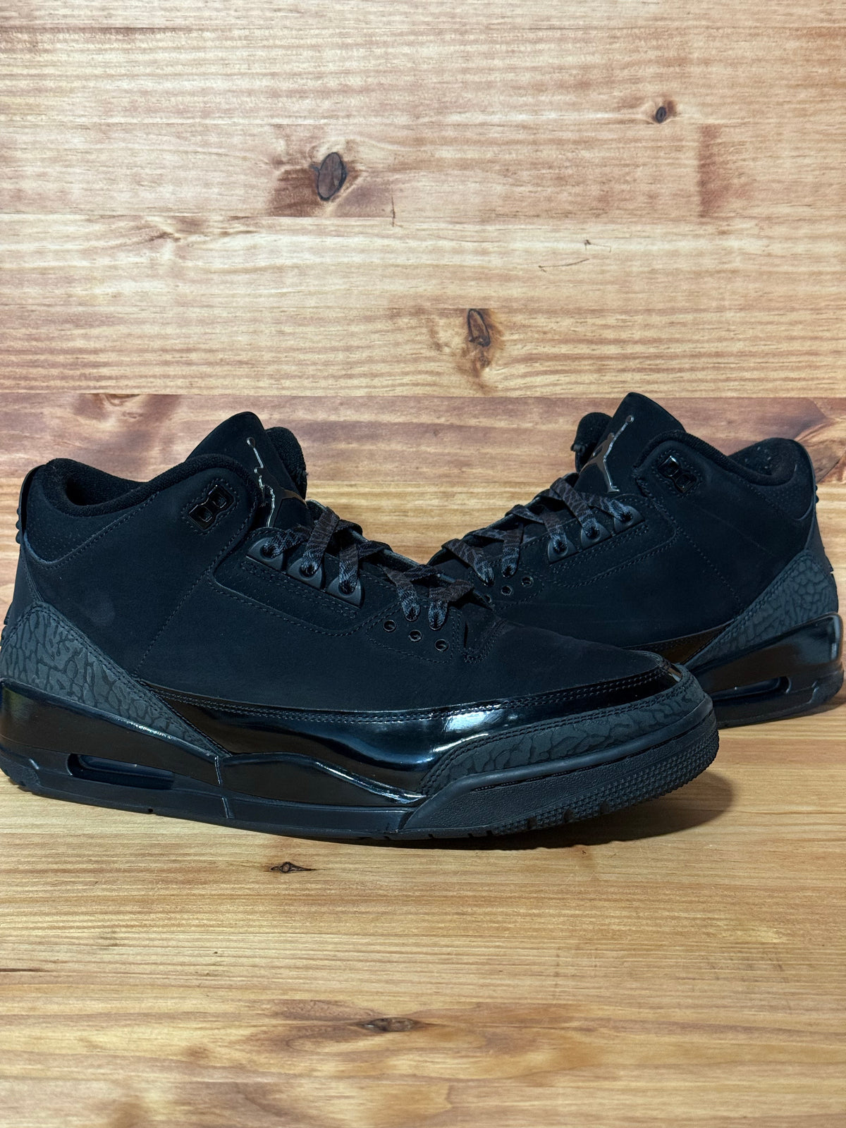 Jordan 3 Retro Black Cat (2025)