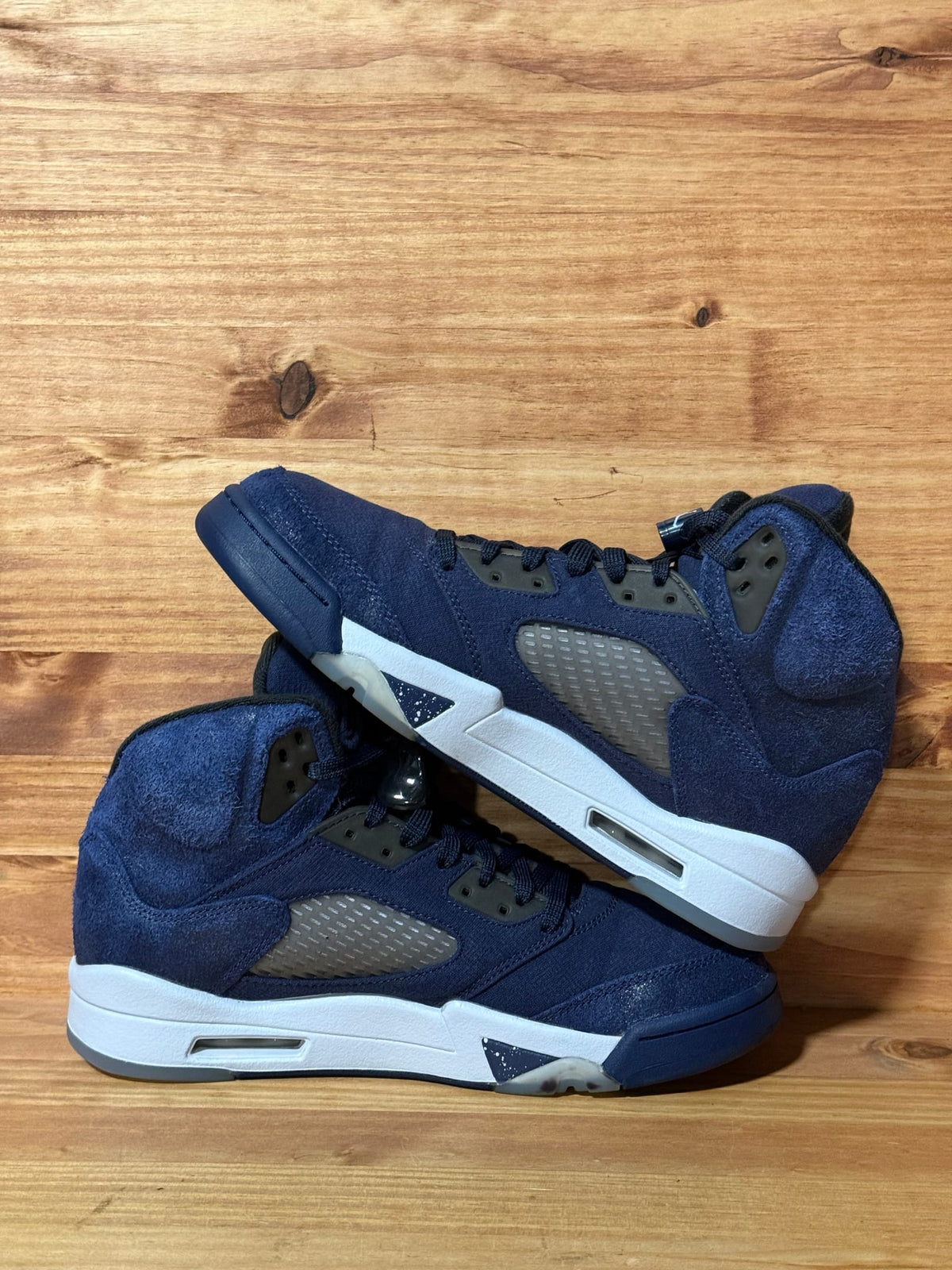Jordan 5 Retro Midnight Navy - Size 9