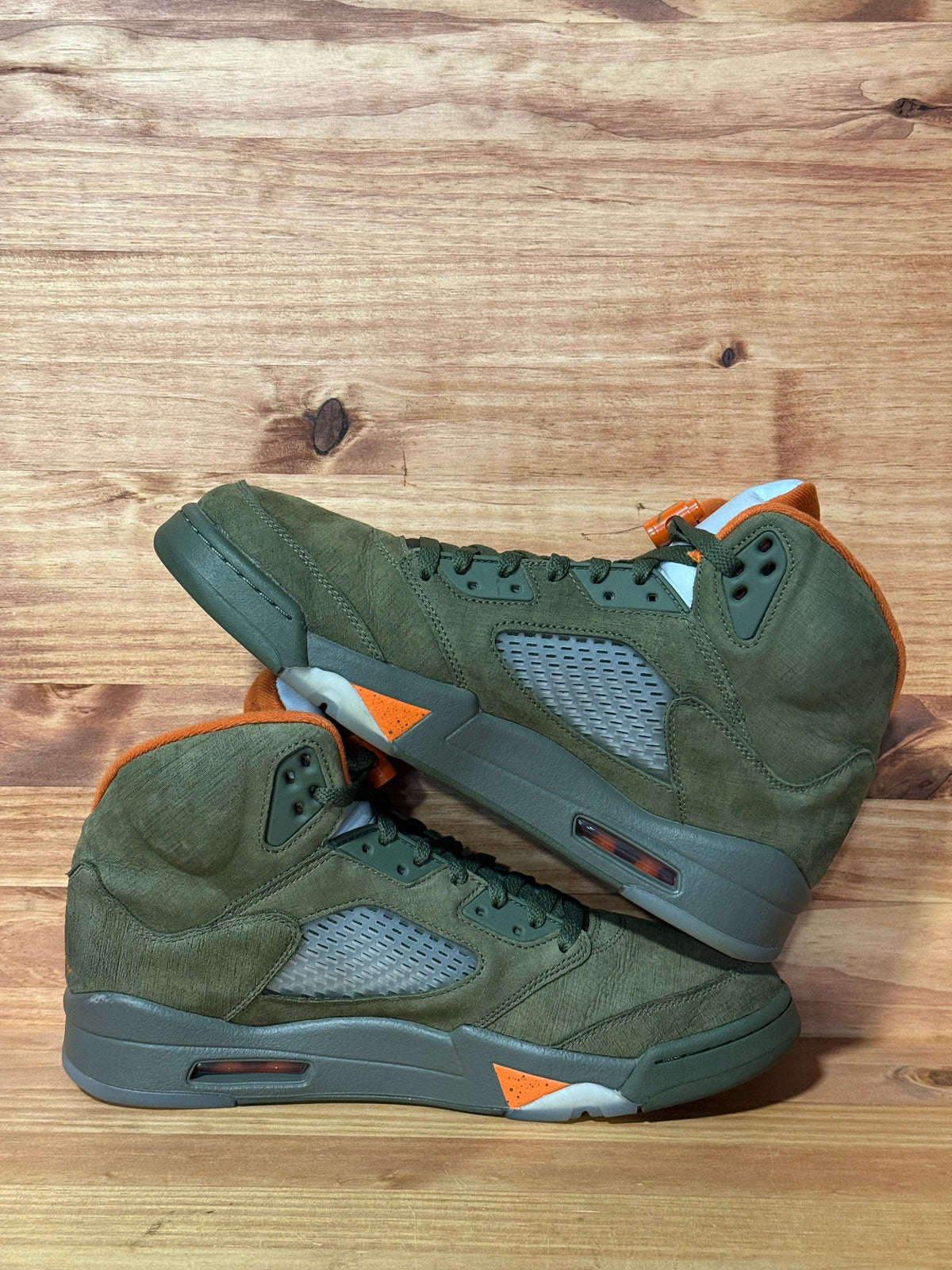 Jordan 5 Retro Olive (2024) - Size 10.5