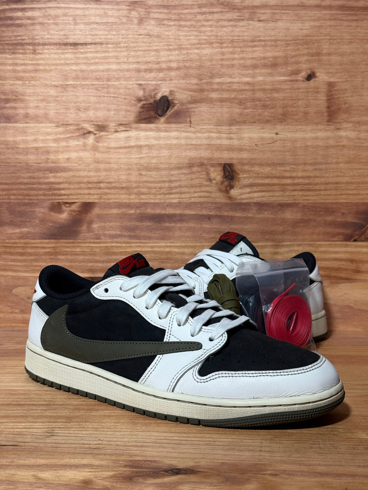 Jordan 1 Retro Low OG SP Travis Scott Olive (Women's)