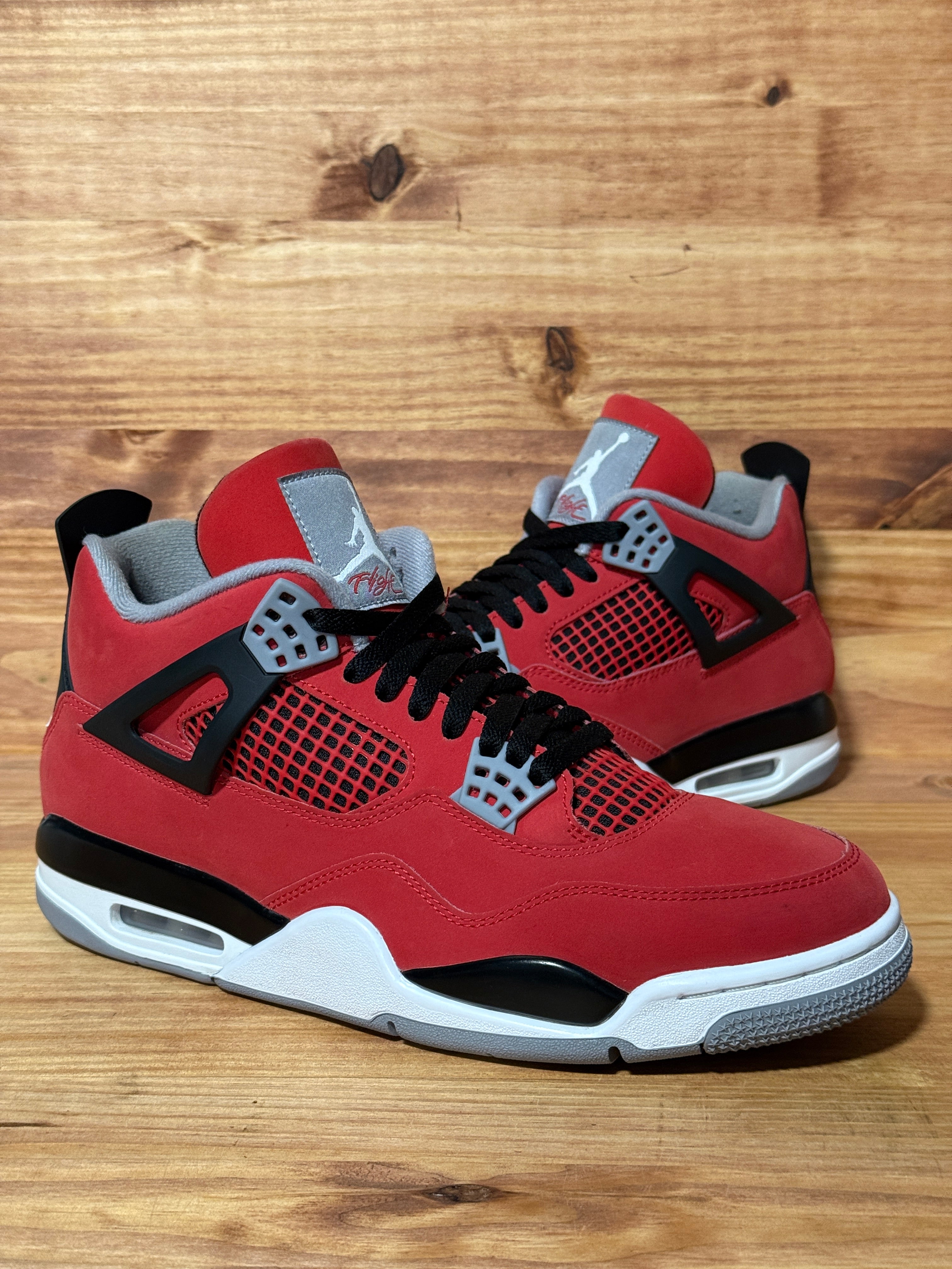 Jordan 4 Retro Toro Bravo (2026)