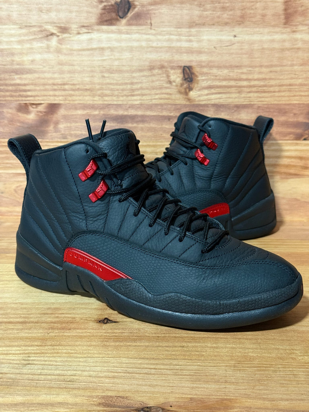 Jordan 12 Retro Bloodline - Size 8.5