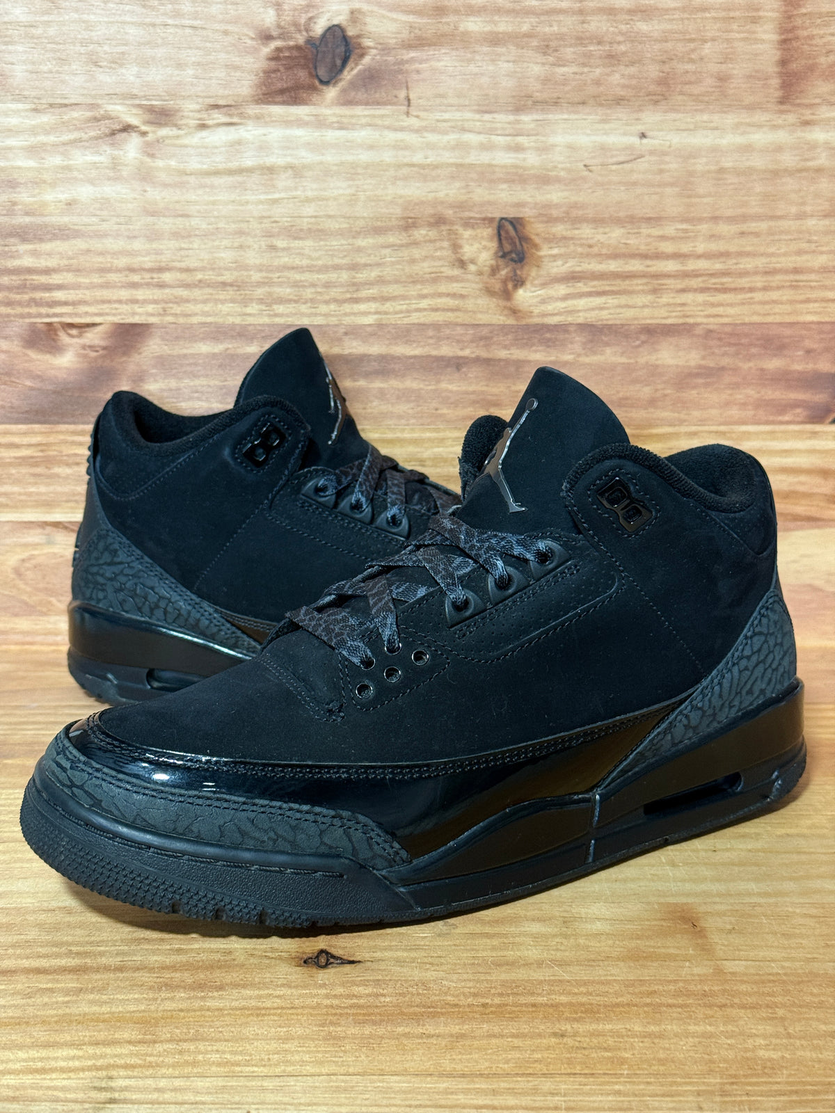 Jordan 3 Retro Black Cat (2025)
