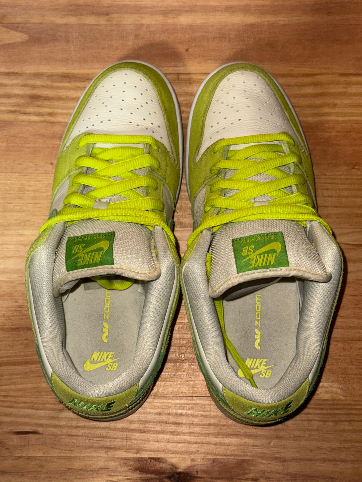 Nike SB Dunk Low Green Apple - Size 9.5