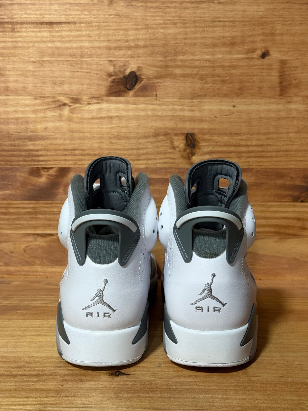 Jordan 6 Retro Cool Grey - Size 10.5