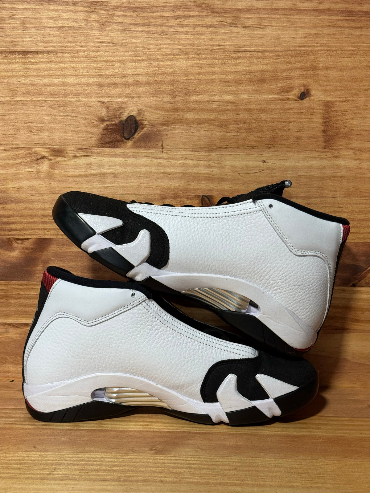 Jordan 14 Retro Black Toe (2024)