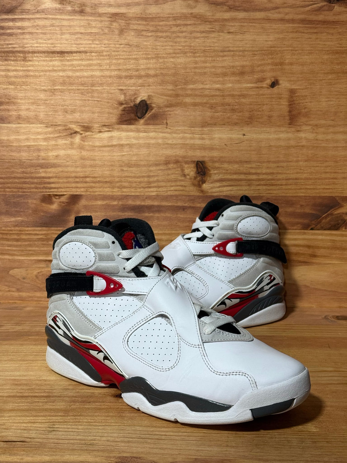 Jordan 8 Retro White True Red (2025) - Size 9