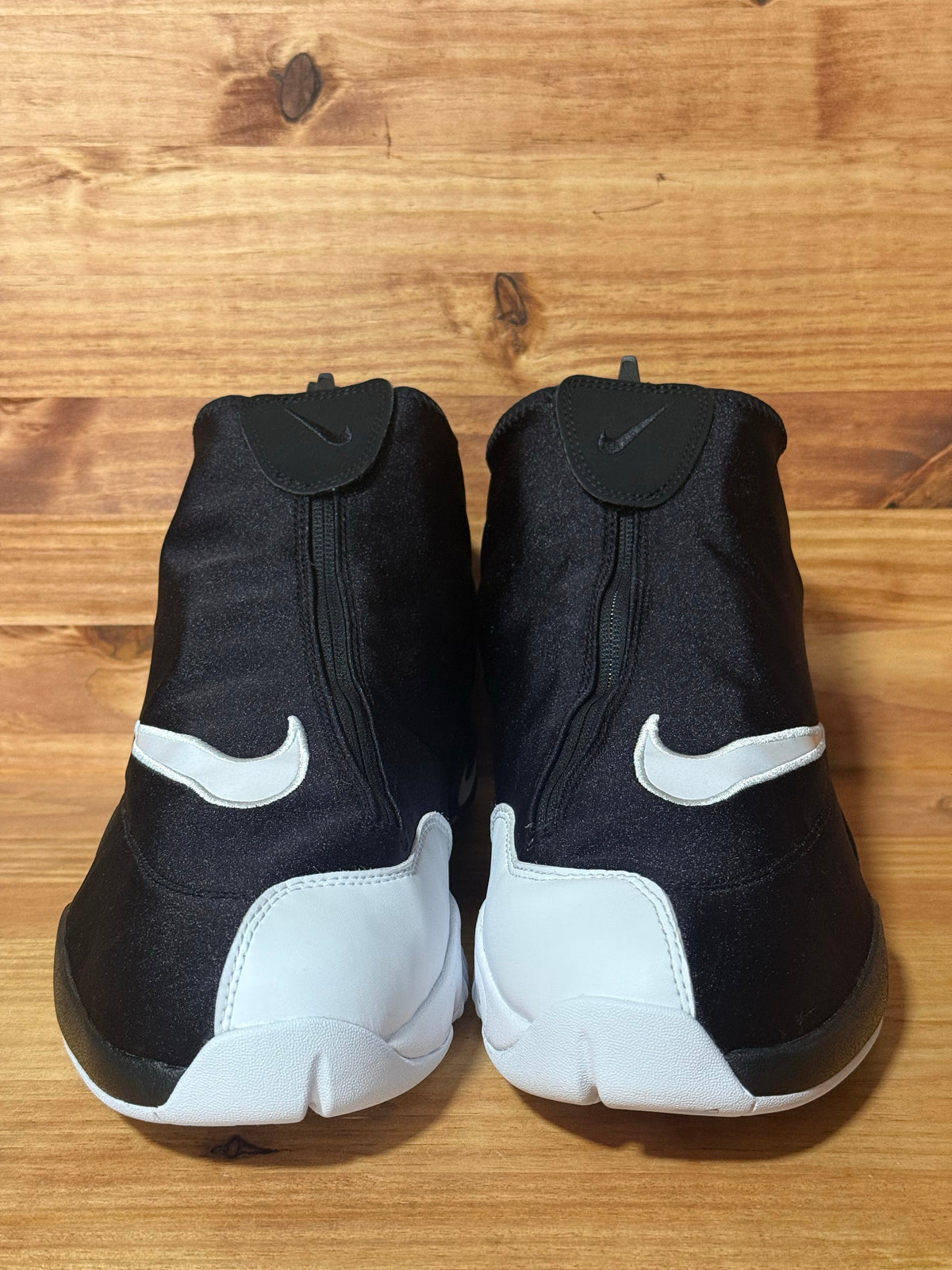 Nike Air Zoom Flight The Glove Black White OG (2026)