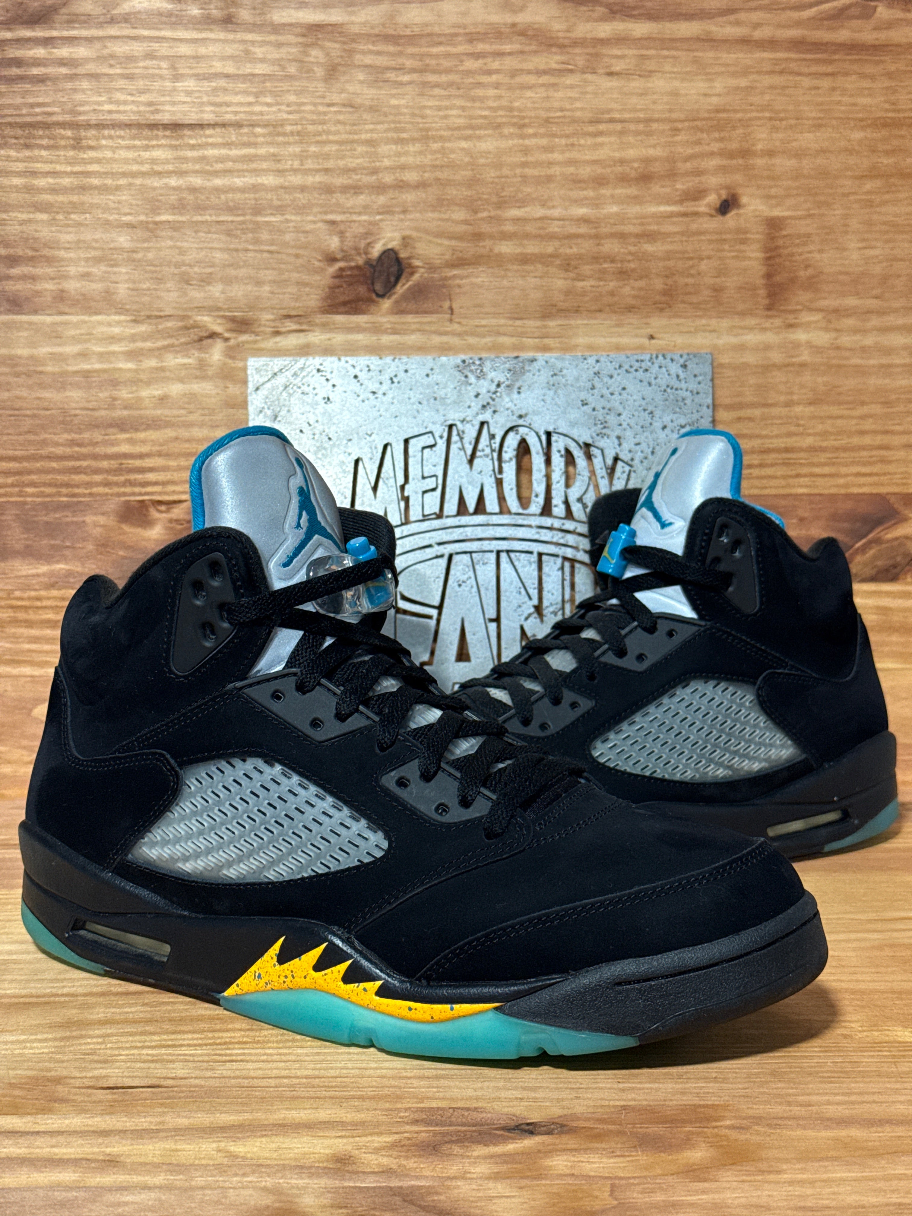 Jordan 5 Retro Aqua