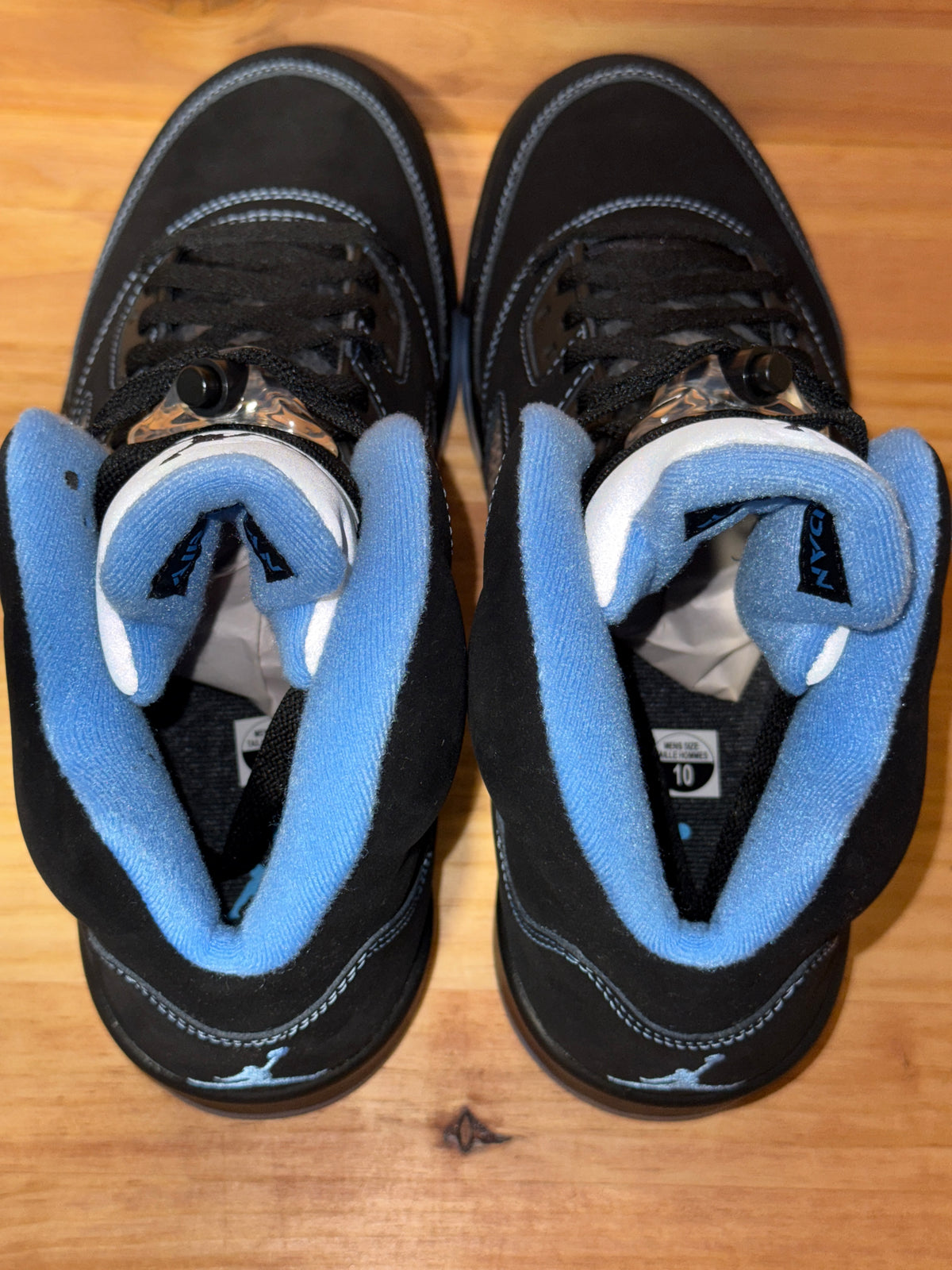 Jordan 5 Retro Black University Blue (2026)