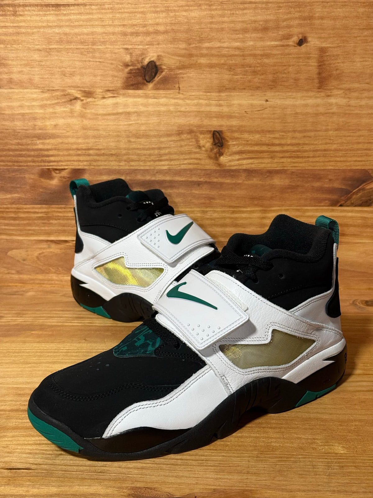 Nike Air Diamond Turf Emerald - Size 11