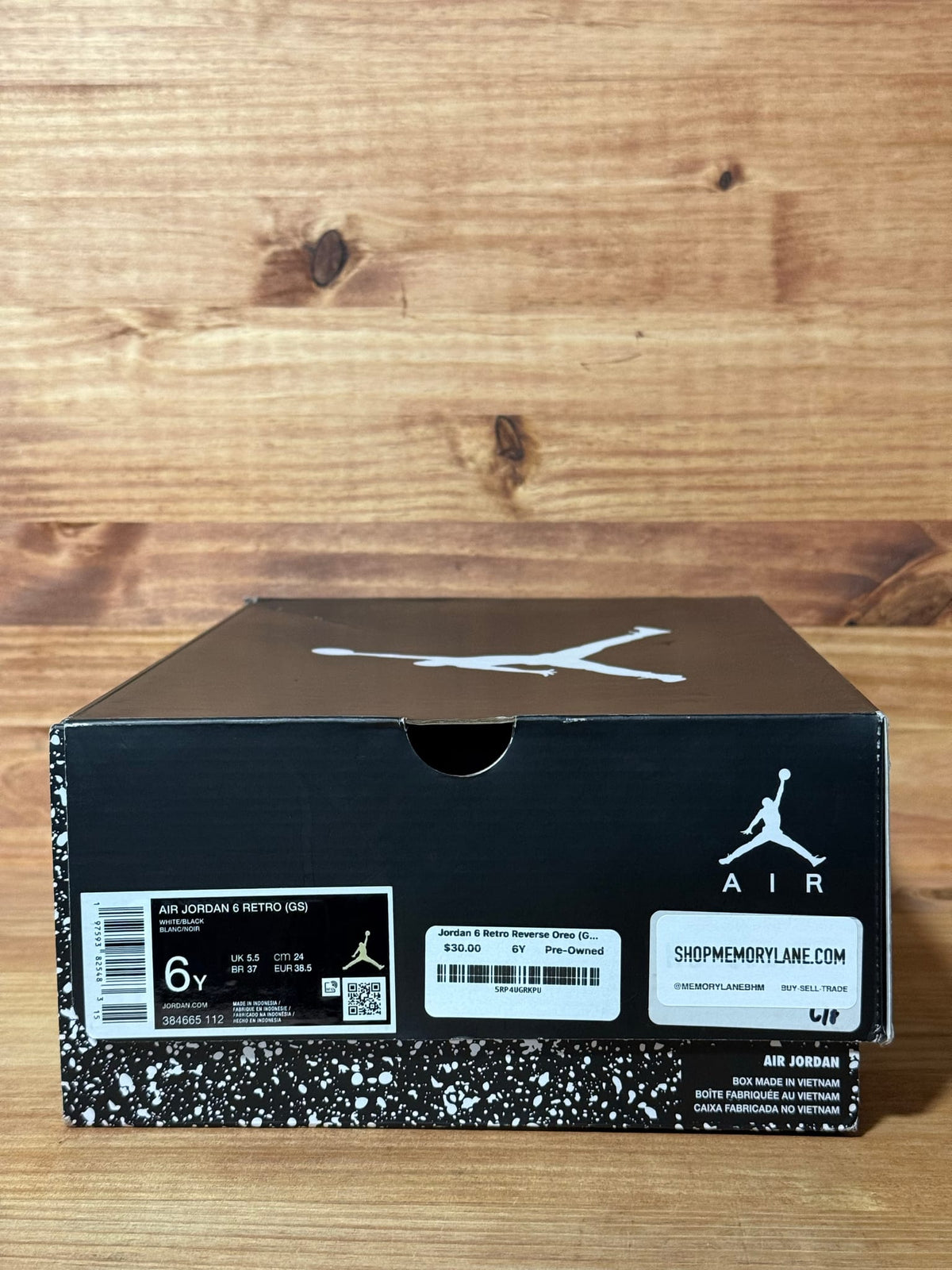 Jordan 6 Retro Reverse Oreo (GS) - Size 6Y