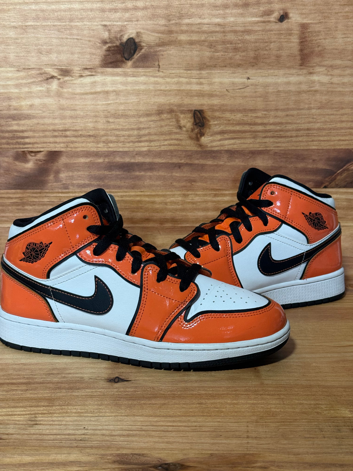 Jordan 1 Mid Turf Orange (GS)