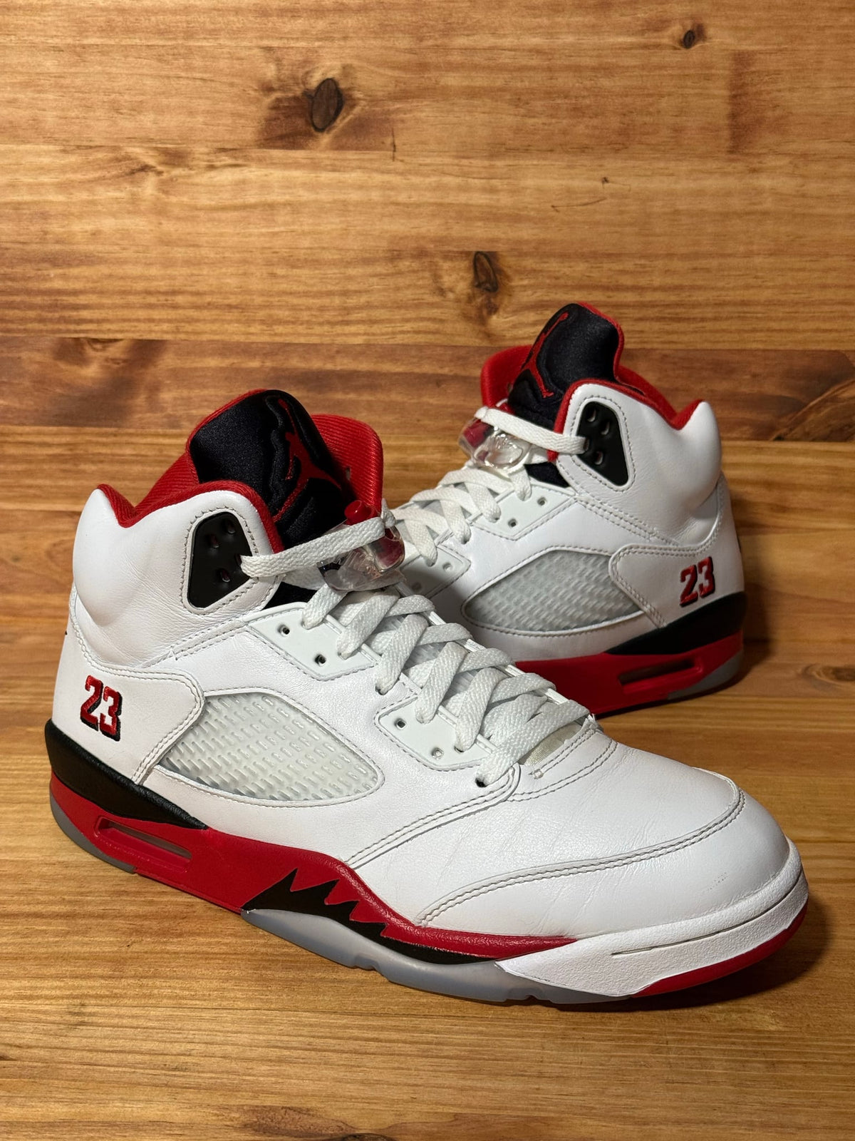 Jordan 5 Retro Fire Red Black Tongue (2025) - Size 10.5