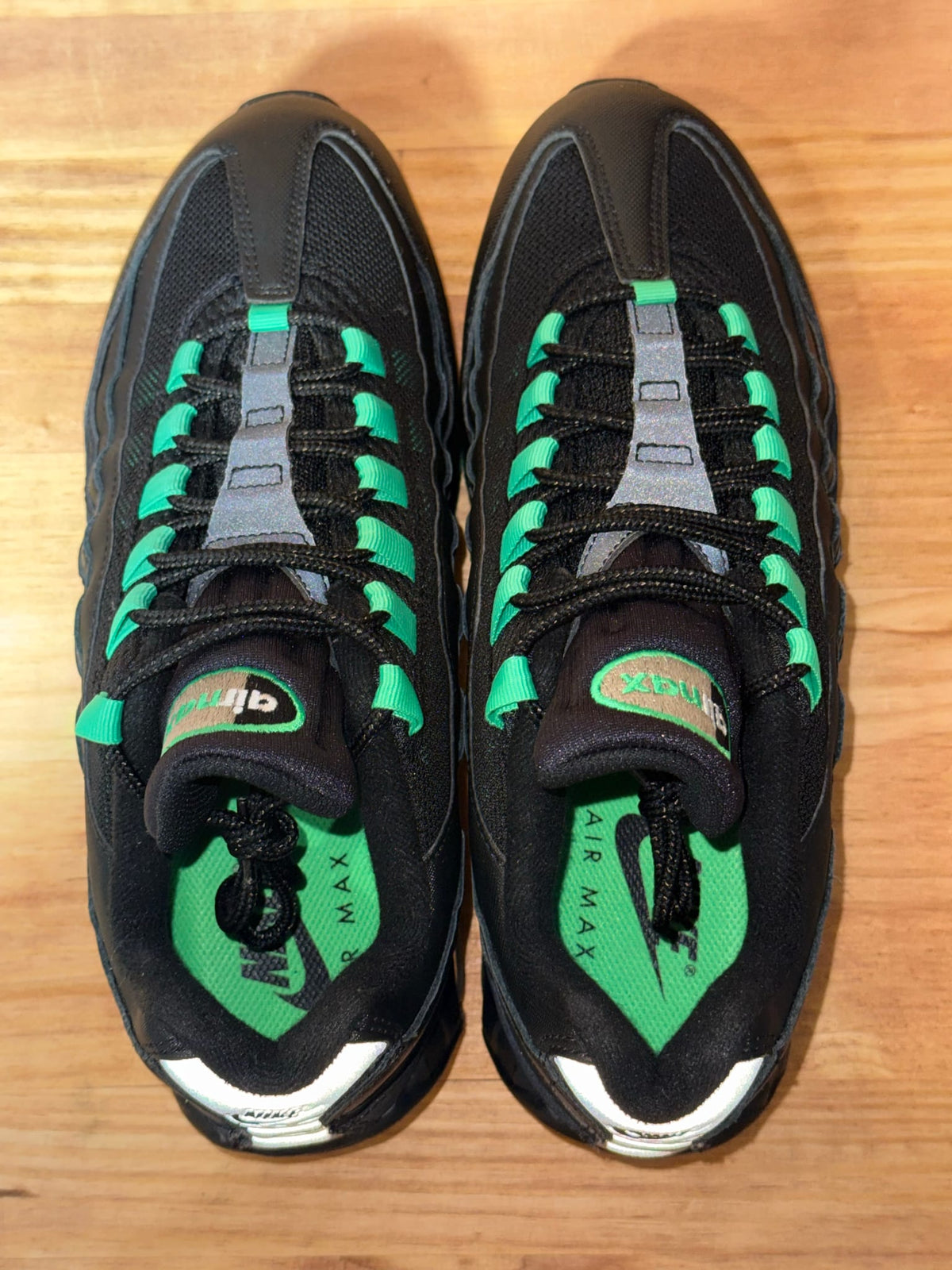 Nike Air Max 95 OG Big Bubble Black Green Shock - Size 9.5