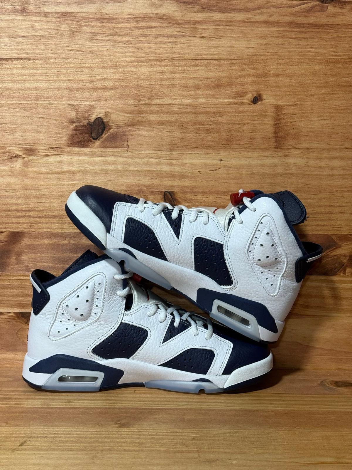 Jordan 6 Retro Olympic (2024) (GS) - Size 6Y