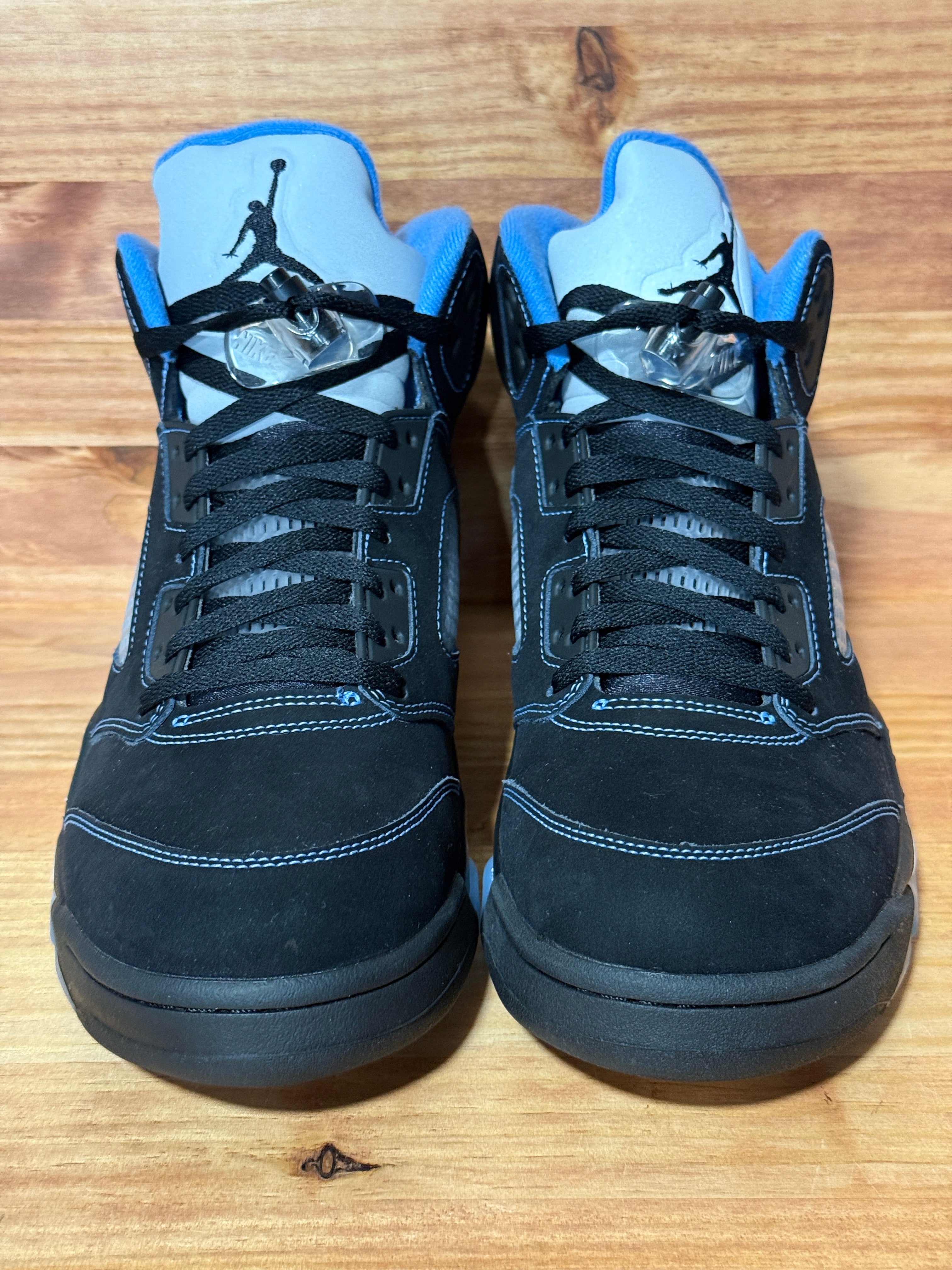 Jordan 5 Retro Black University Blue (2026)