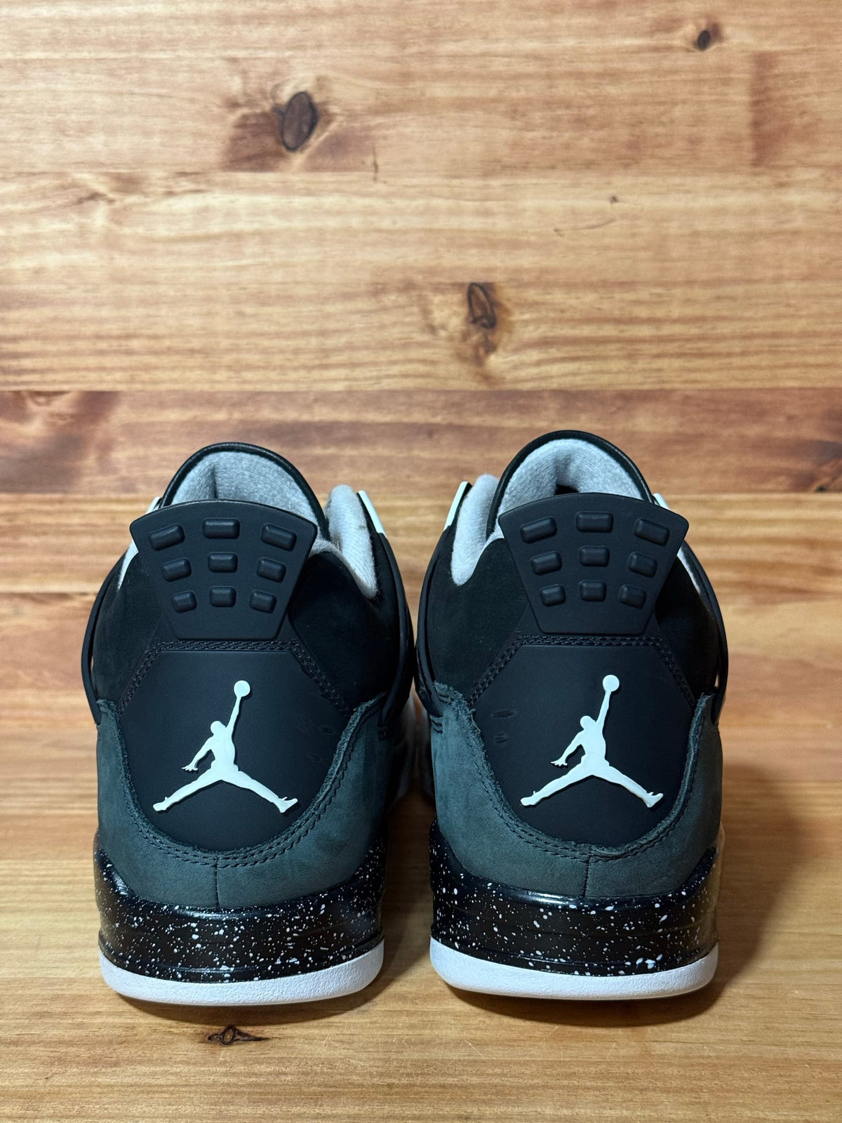 Jordan 4 Retro Fear (2024) - Size 11