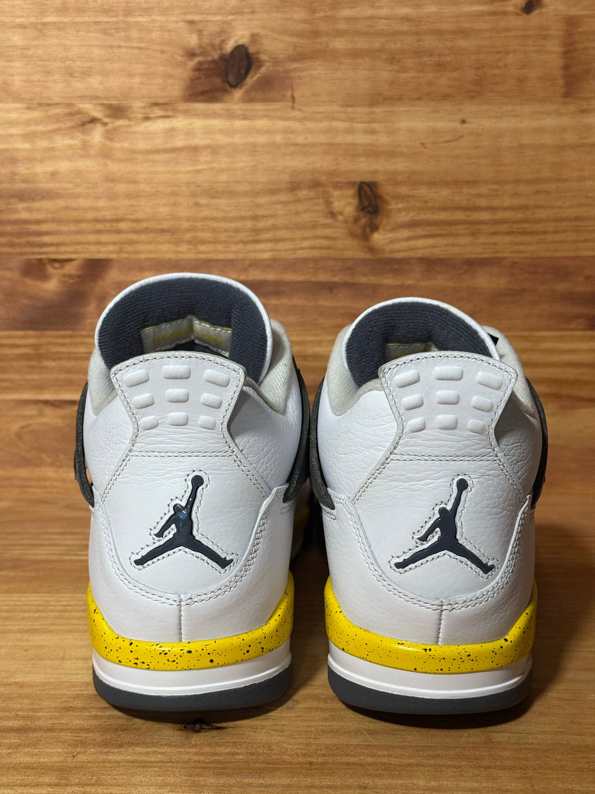 Jordan 4 Retro Rare Air Tour Yellow (2026) - Size 11.5