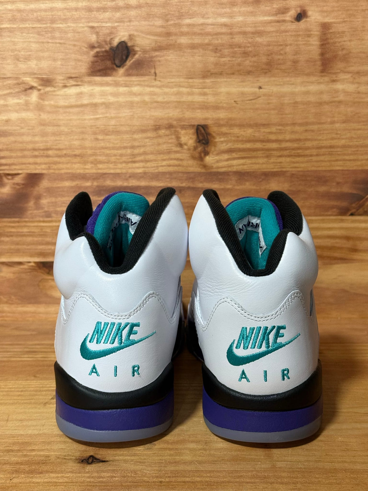 Jordan 5 Retro Grape (2025) - Size 9.5