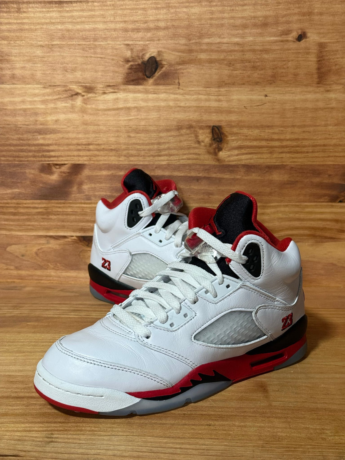 Jordan 5 Retro Fire Red Black Tongue (2025) (GS) - Size 6Y