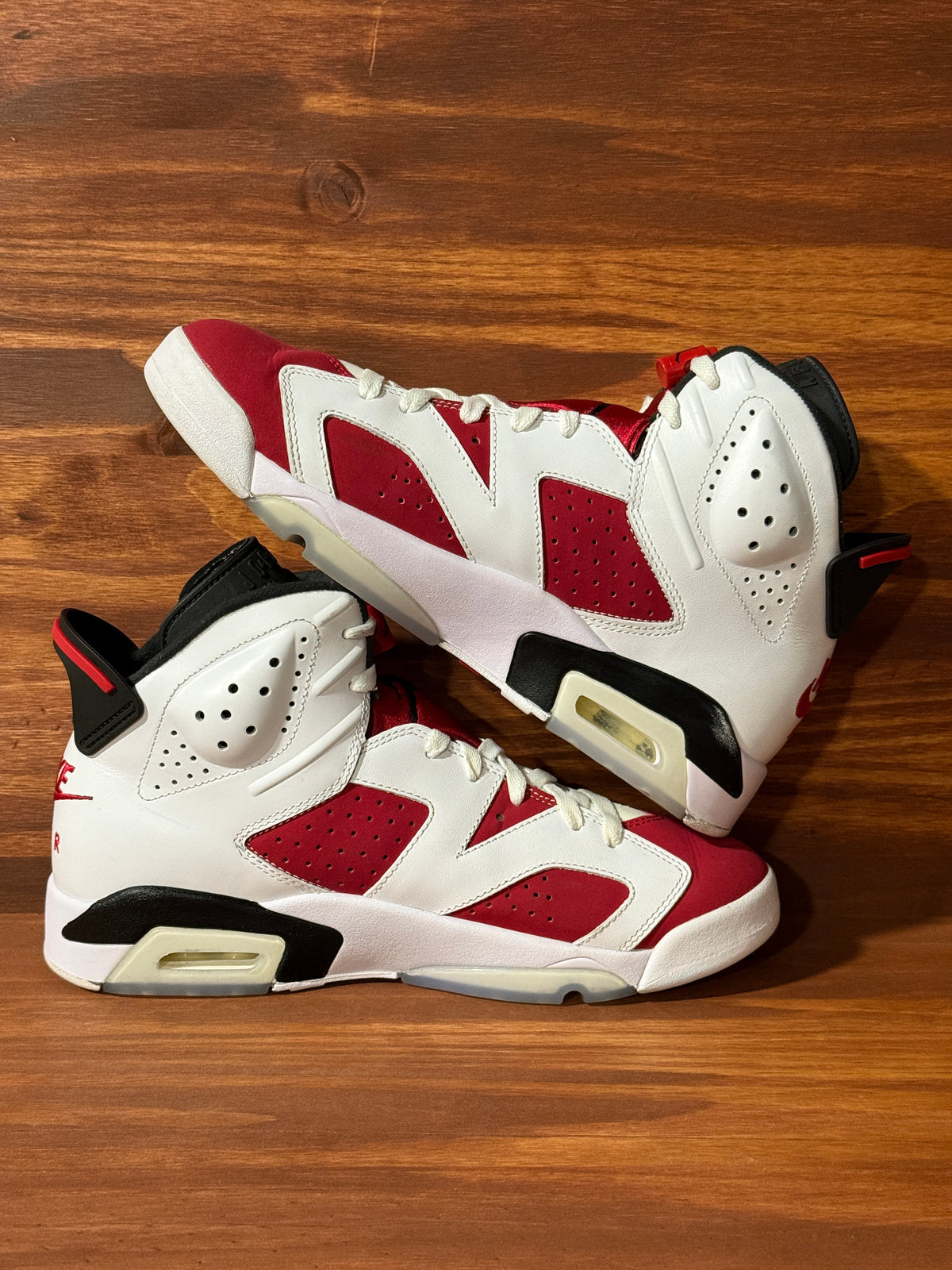 Jordan 6 Retro Carmine (2021)