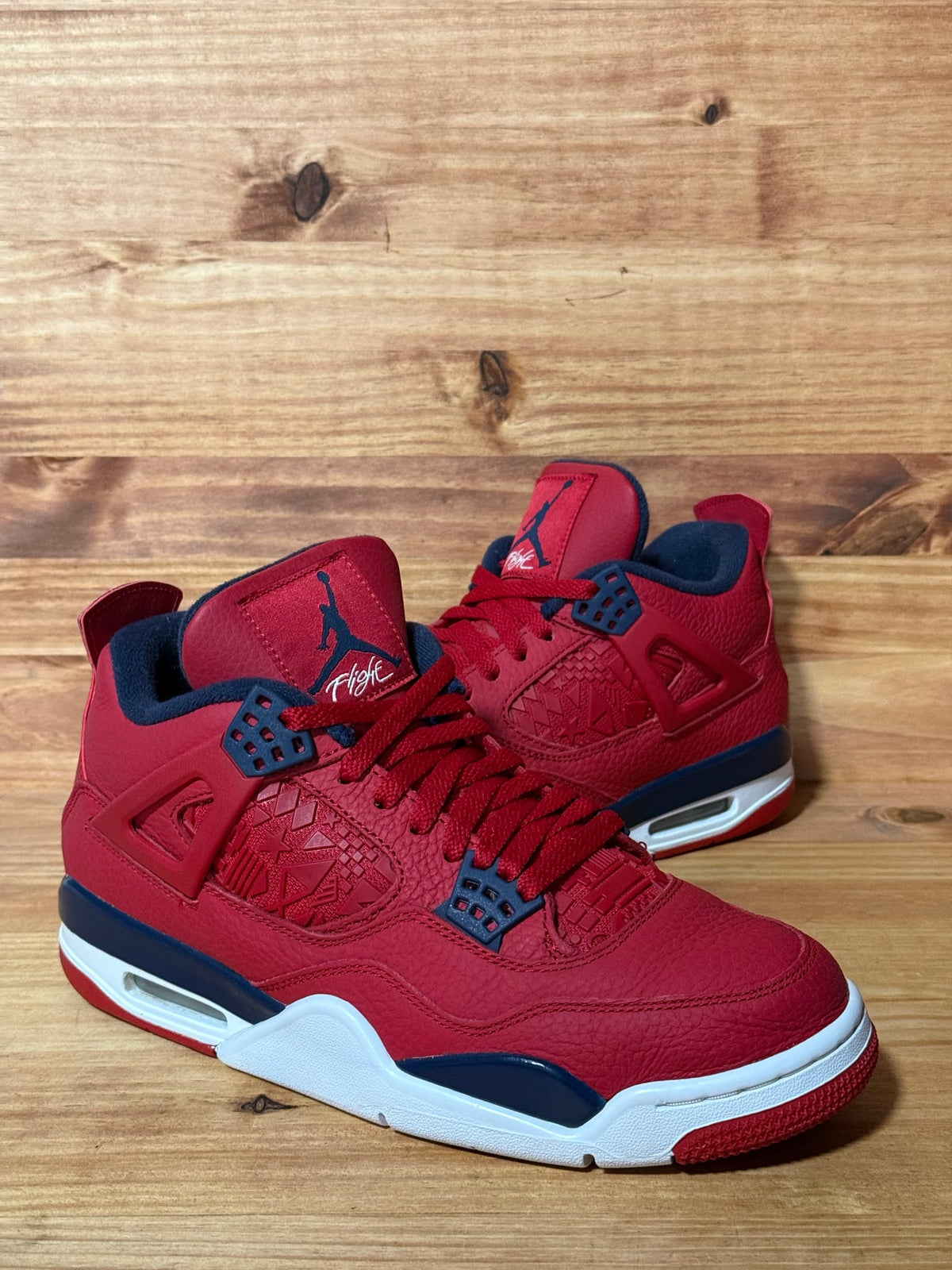 Jordan 4 Retro FIBA (2019) - Size 9