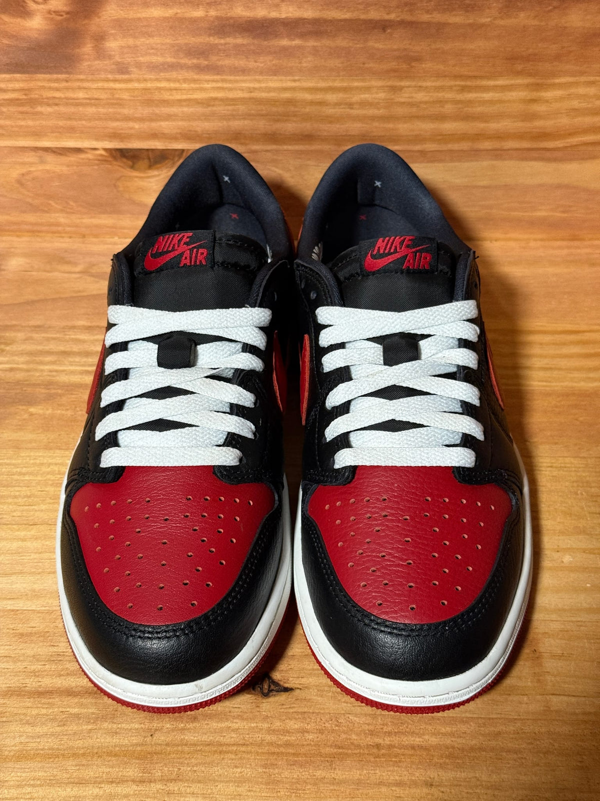 Jordan 1 Retro Low OG Banned - Size 9