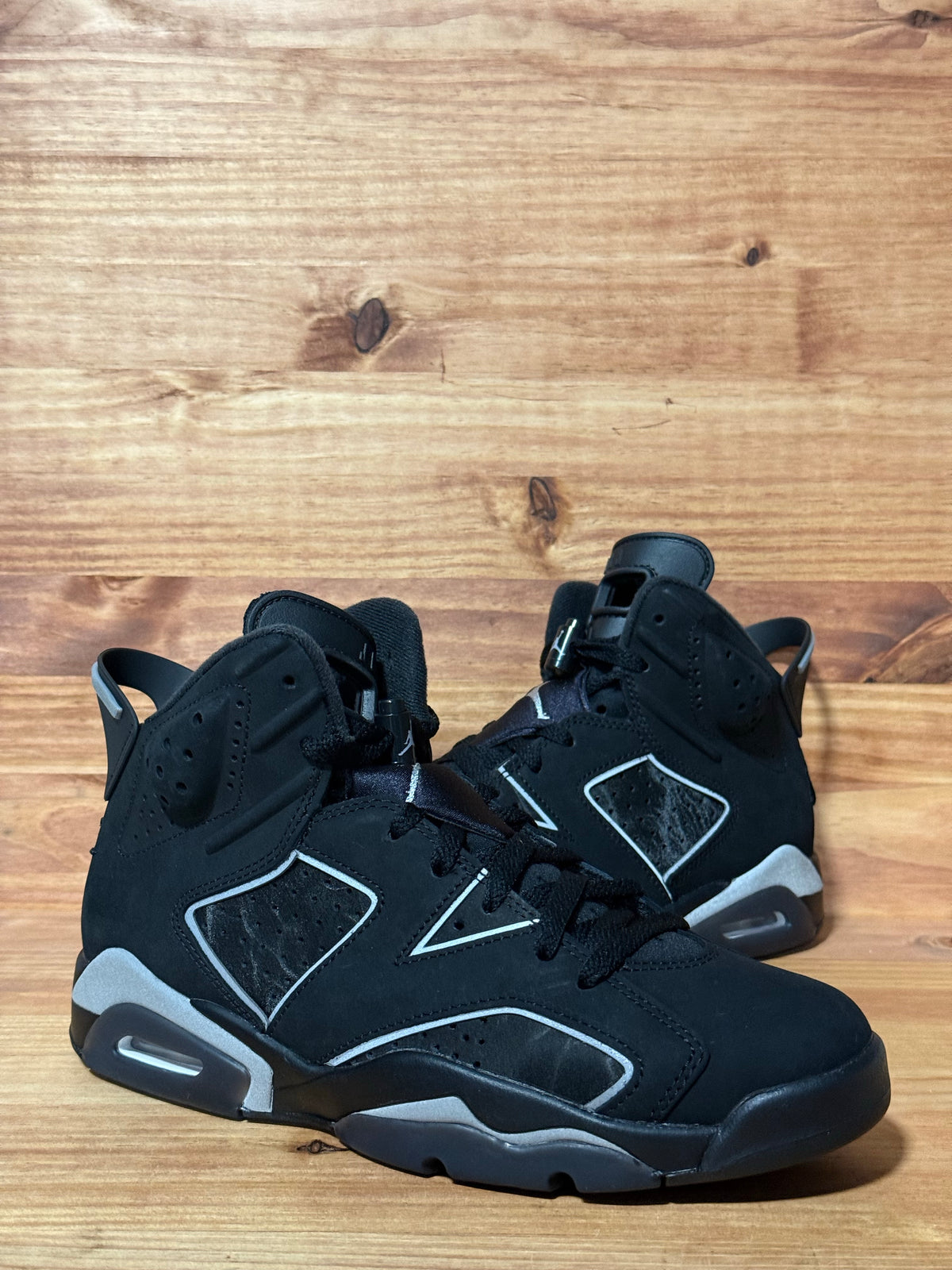 Jordan 6 Retro Cap and Gown
