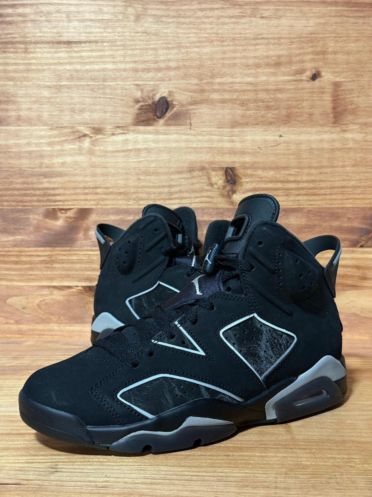 Jordan 6 Retro Cap and Gown