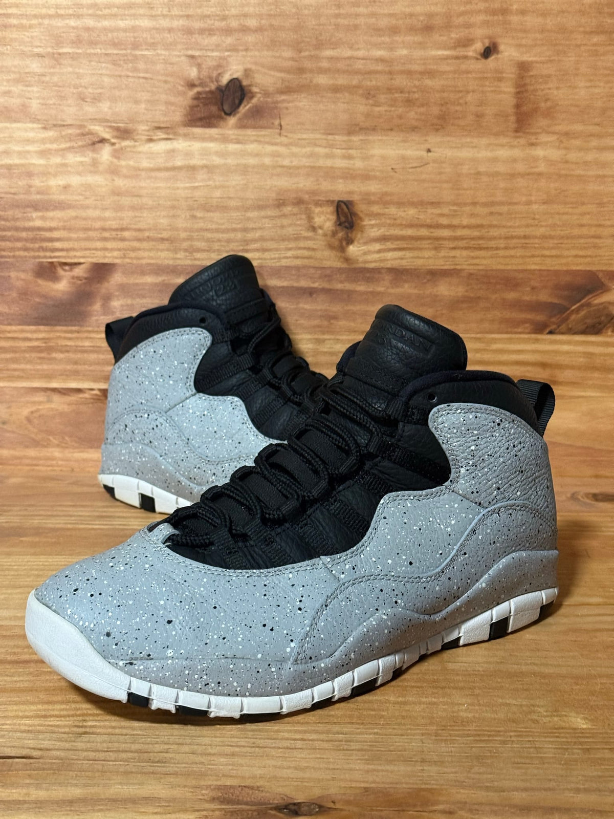 Jordan 10 Retro Light Smoke Grey - Size 9.5
