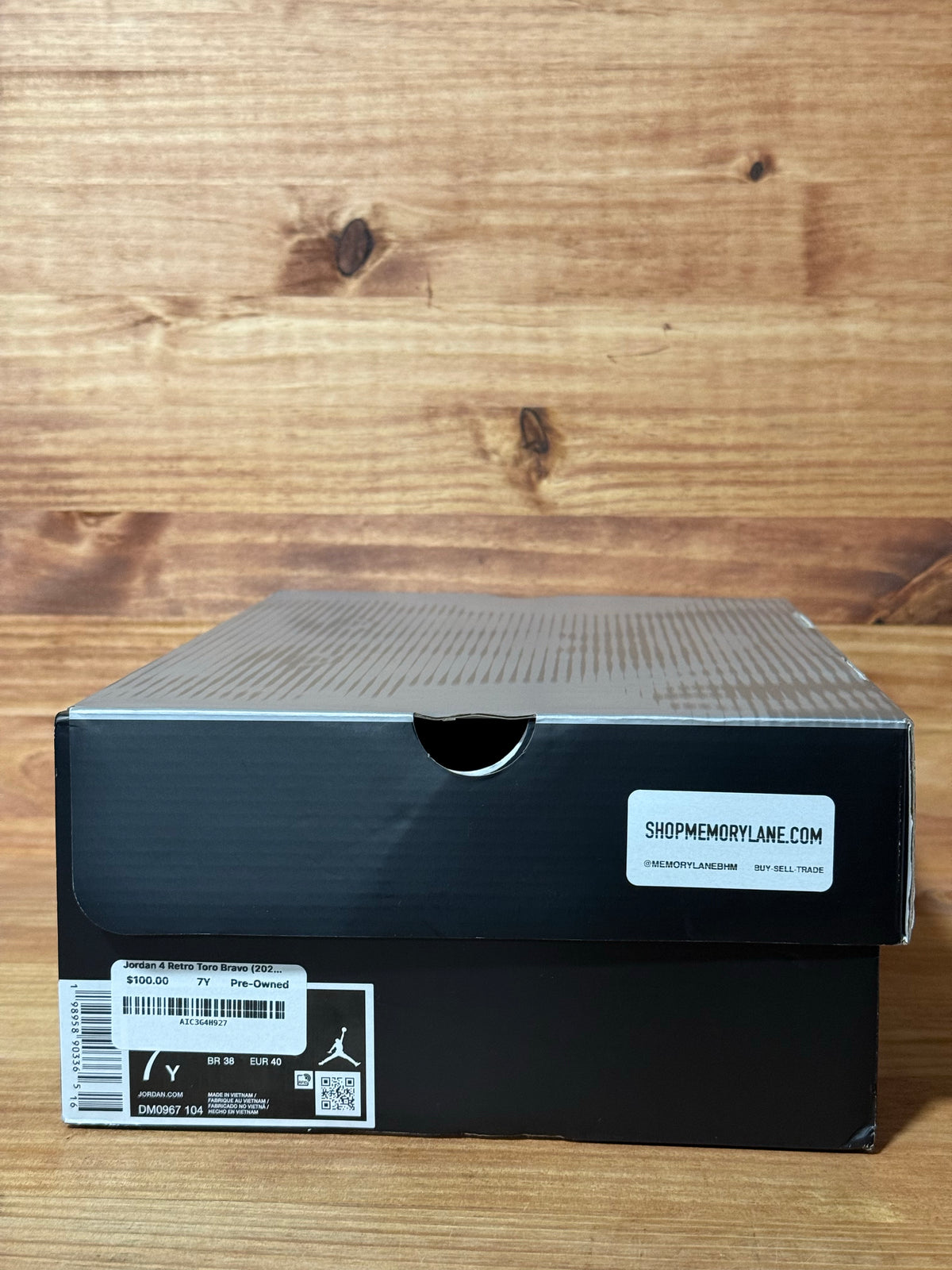 Jordan 4 Retro Toro Bravo (2026) (GS) - Size 7Y