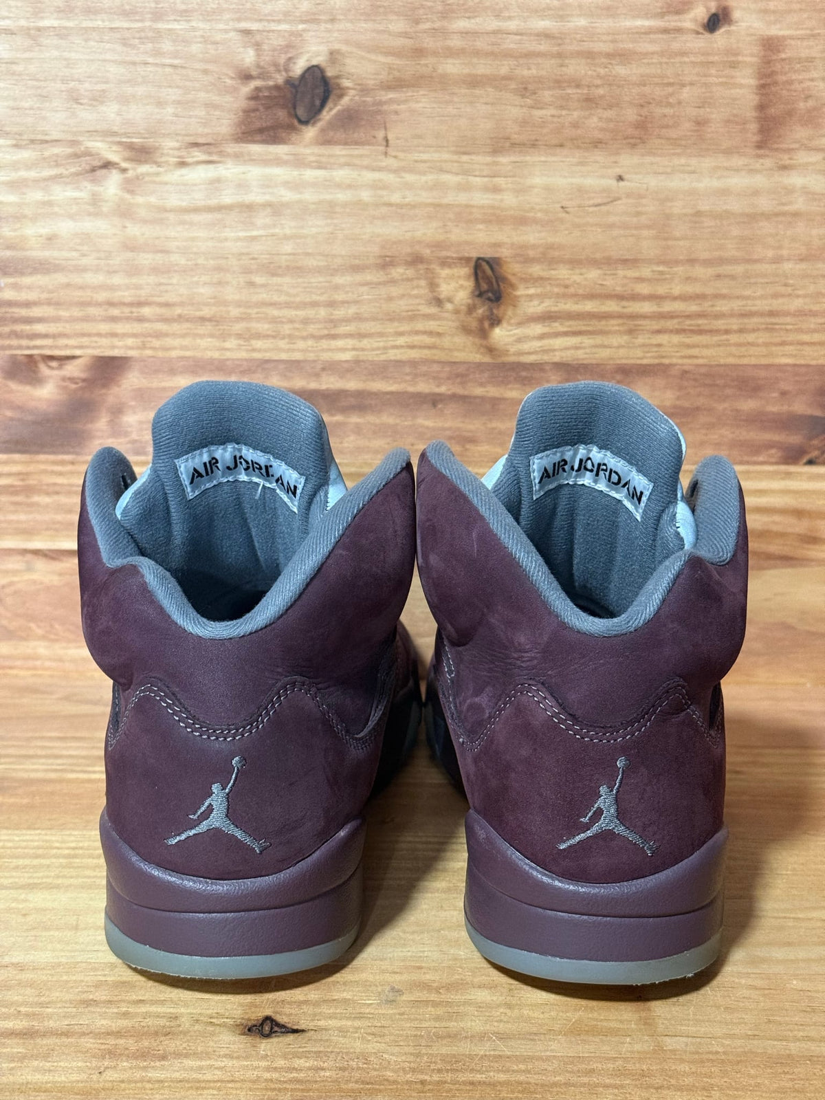 Jordan 5 Retro Burgundy (2023) - Size 9.5