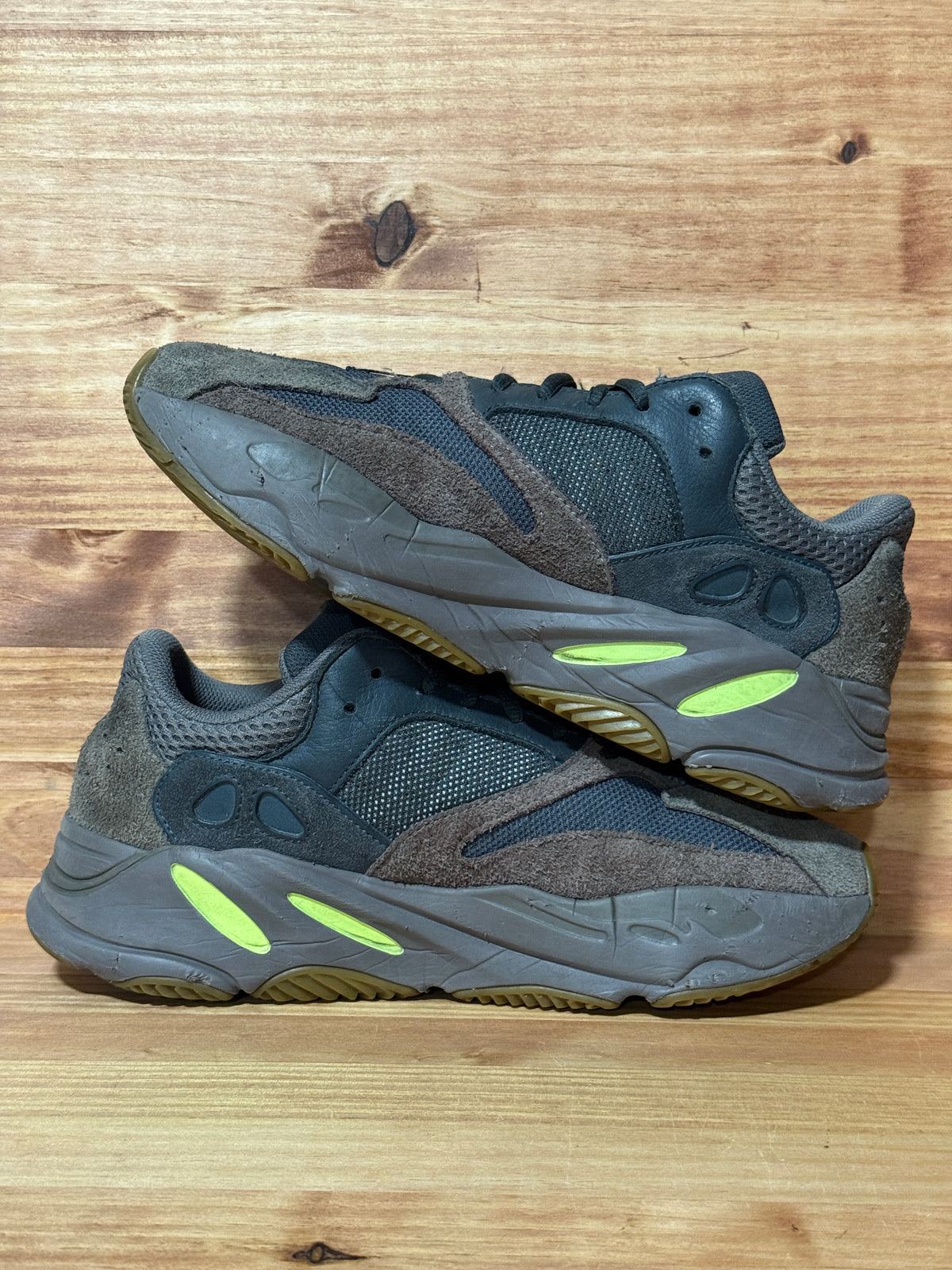 adidas Yeezy Boost 700 Mauve