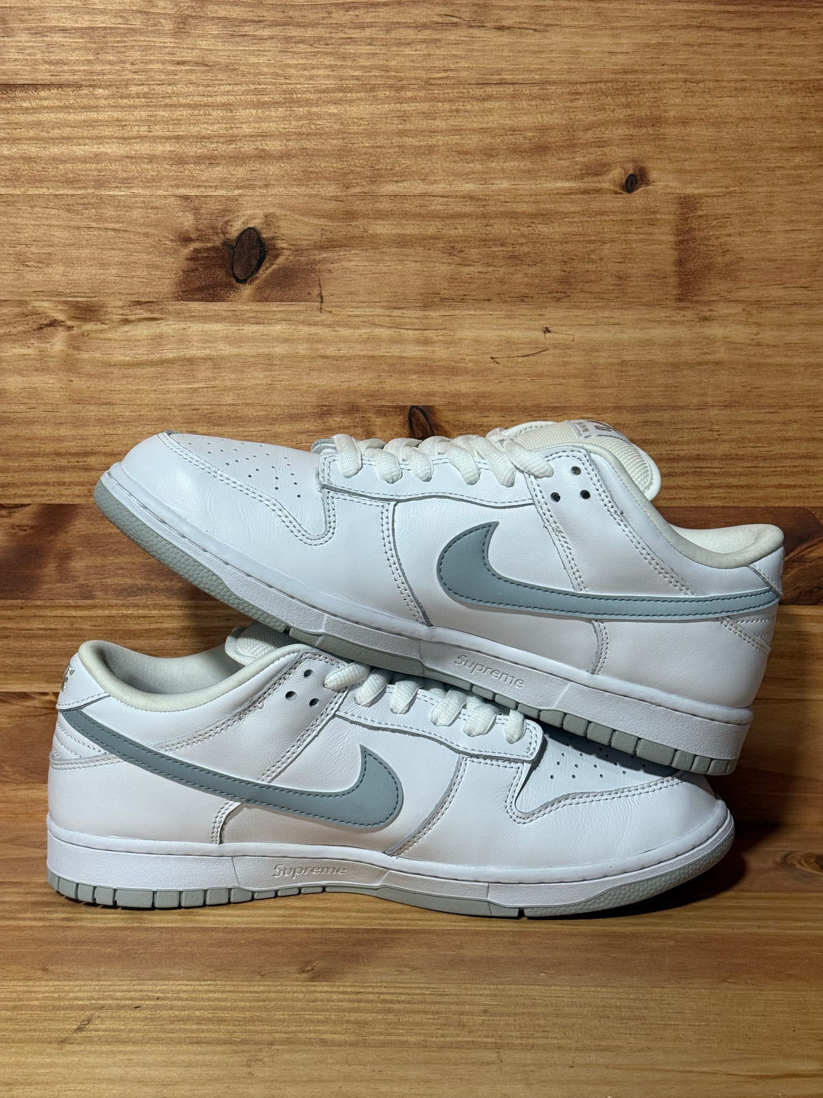 Nike SB Dunk Low Supreme 94 White Metallic Silver - Size 10