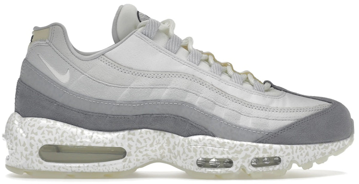 Nike Air Max 95 Light Bone GID - Size 8.5