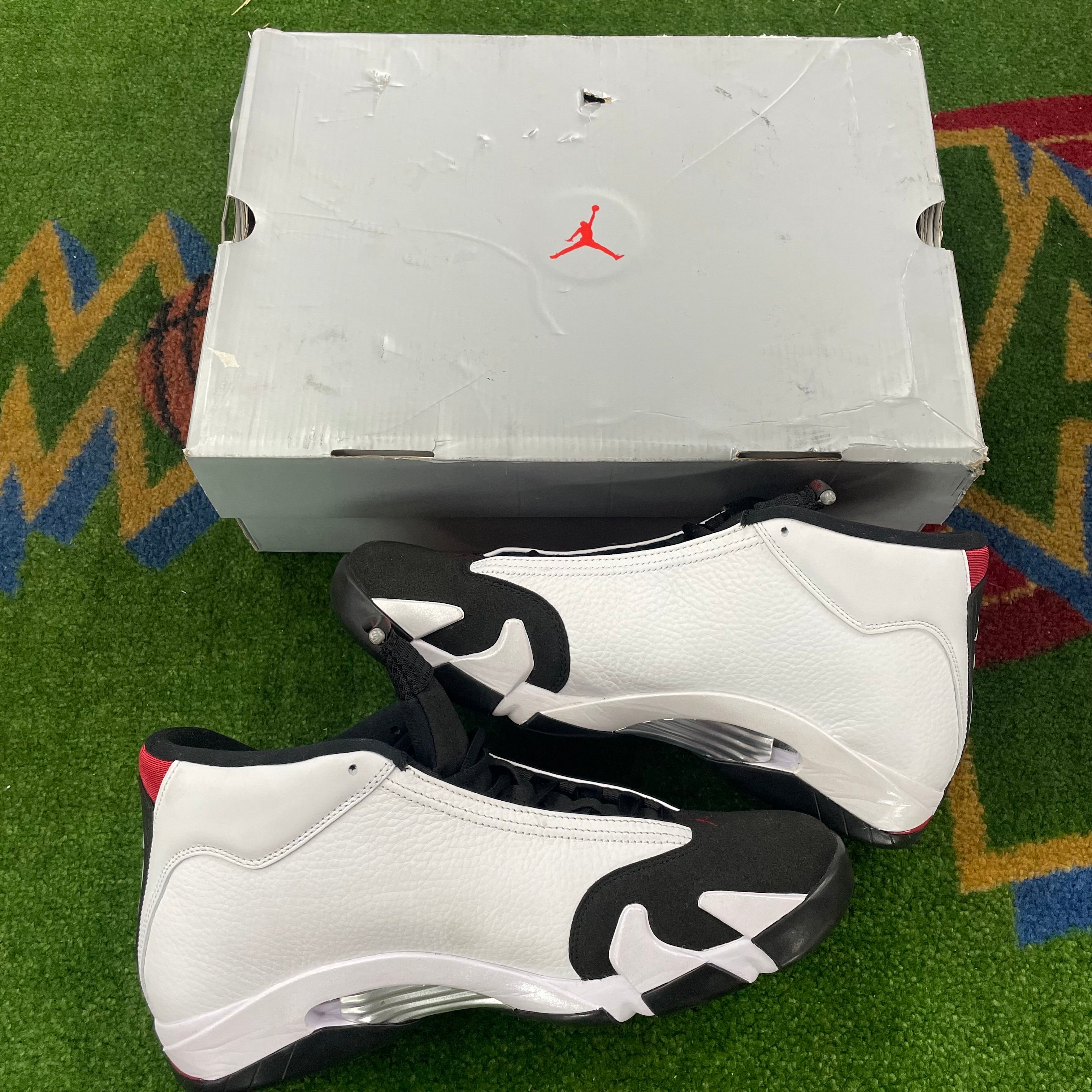 Jordan 14 “Black Toe” Size 13