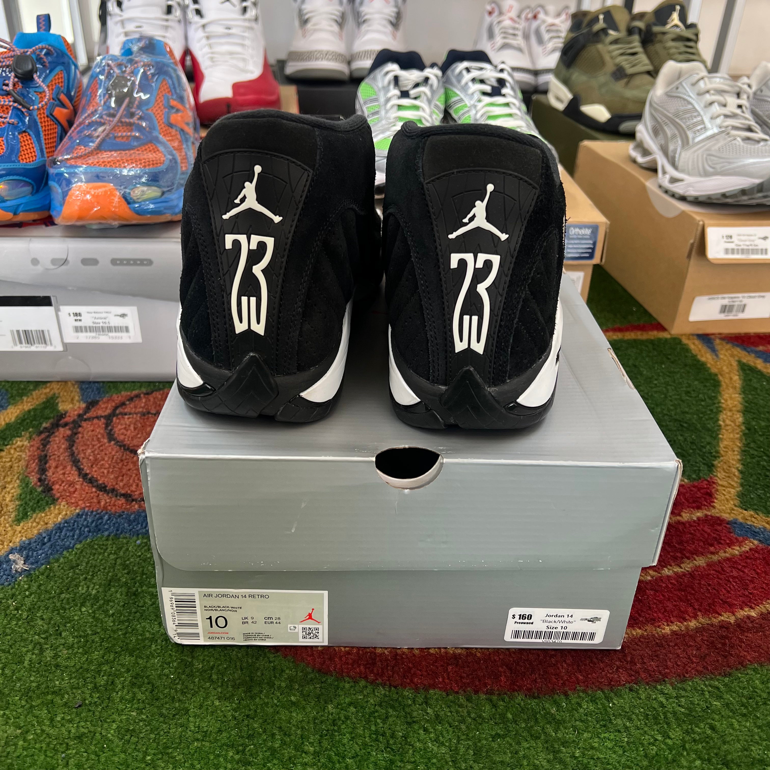 Jordan 14 “Black/White” Size 10